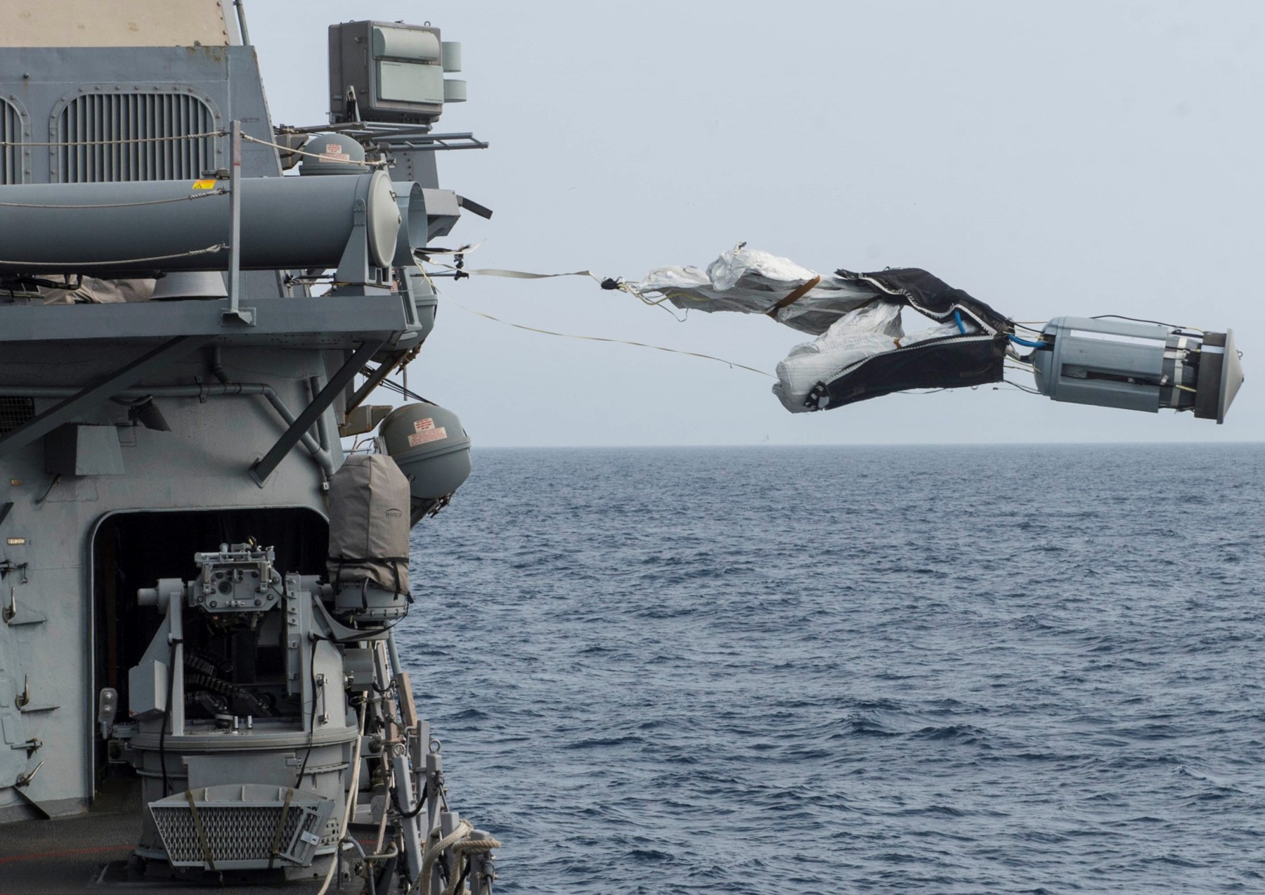 ddg-61 uss ramage guided missile destroyer arleigh burke class aegis us navy mk.59 decoy system 11