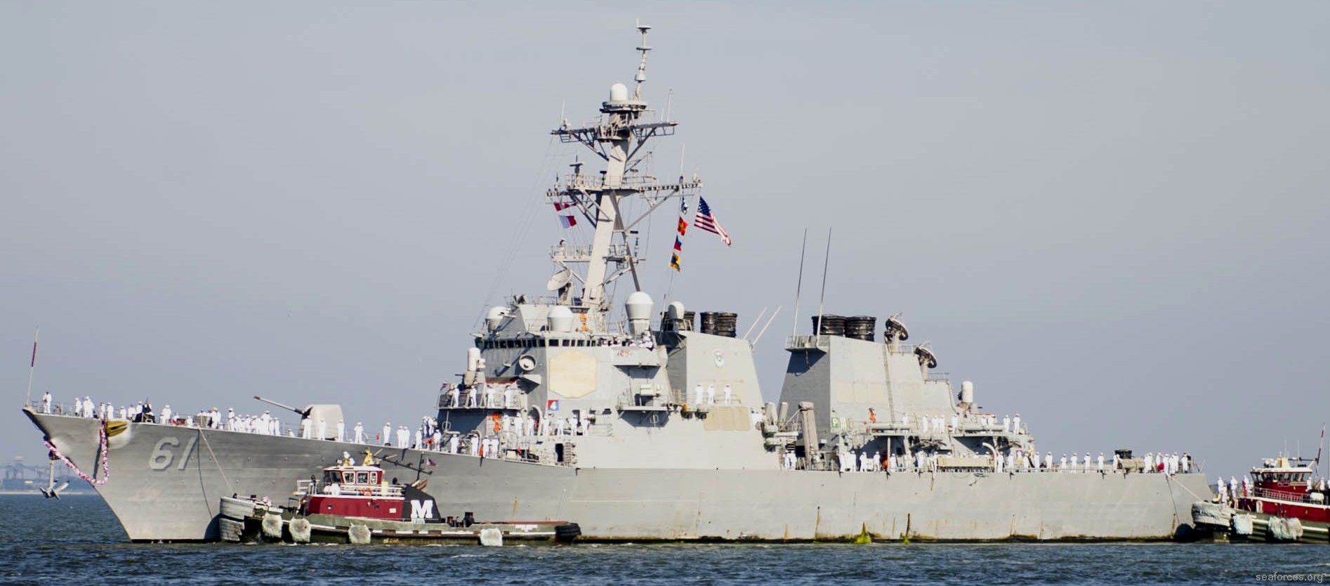 ddg-61 uss ramage guided missile destroyer us navy 76 naval station norfolk virginia
