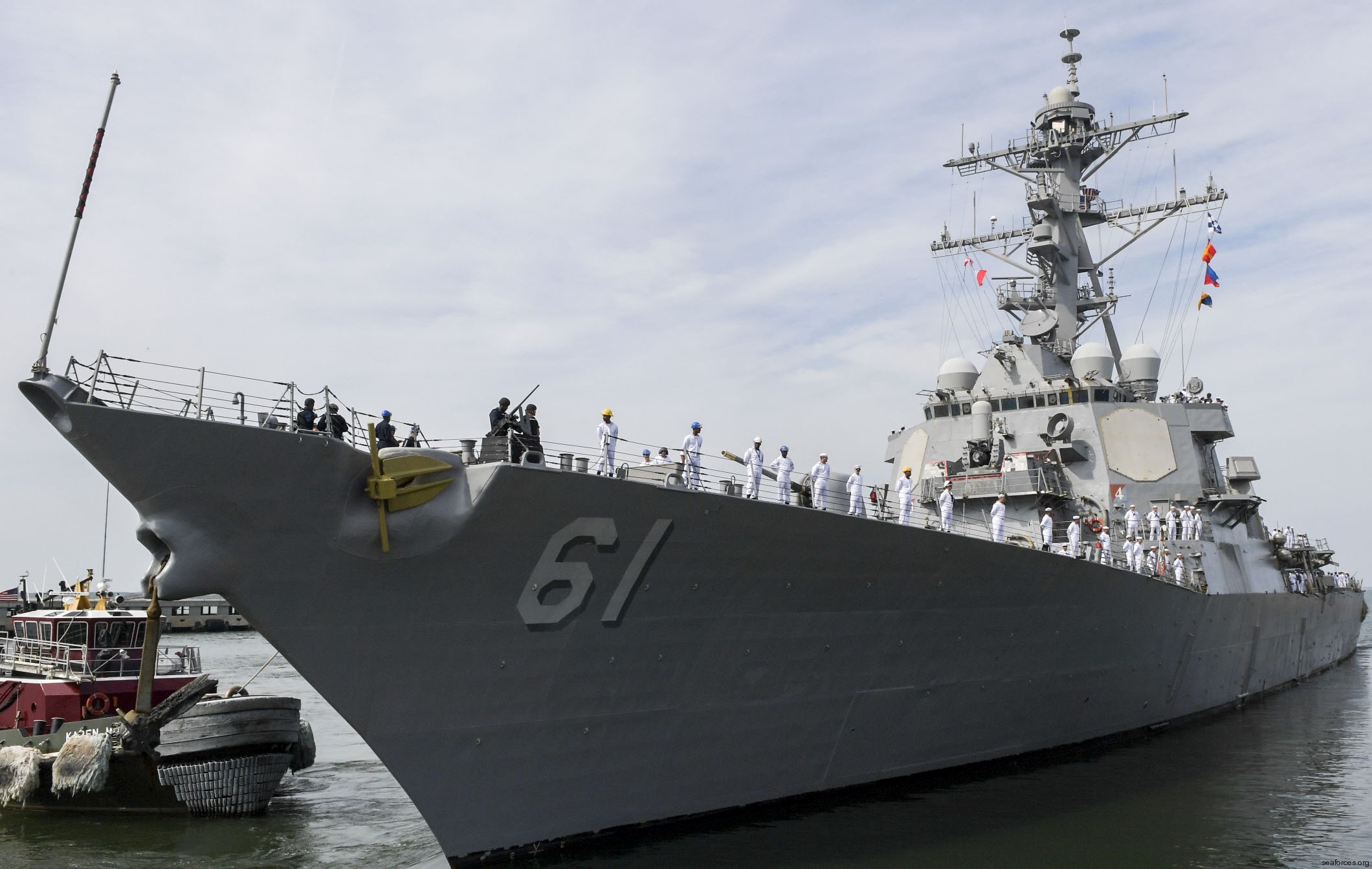 ddg-61 uss ramage arleigh burke class guided missile destroyer us navy aegis 91 norfolk naval station