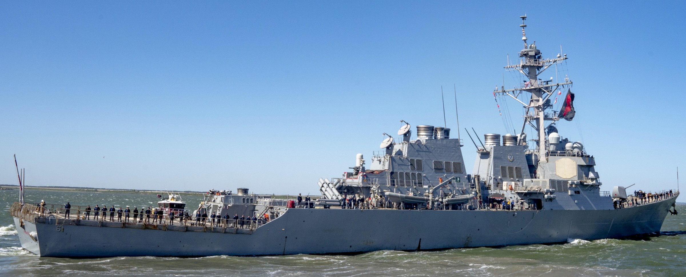 ddg-61 uss ramage guided missile destroyer arleigh burke class aegis departing naval station norfolk 109