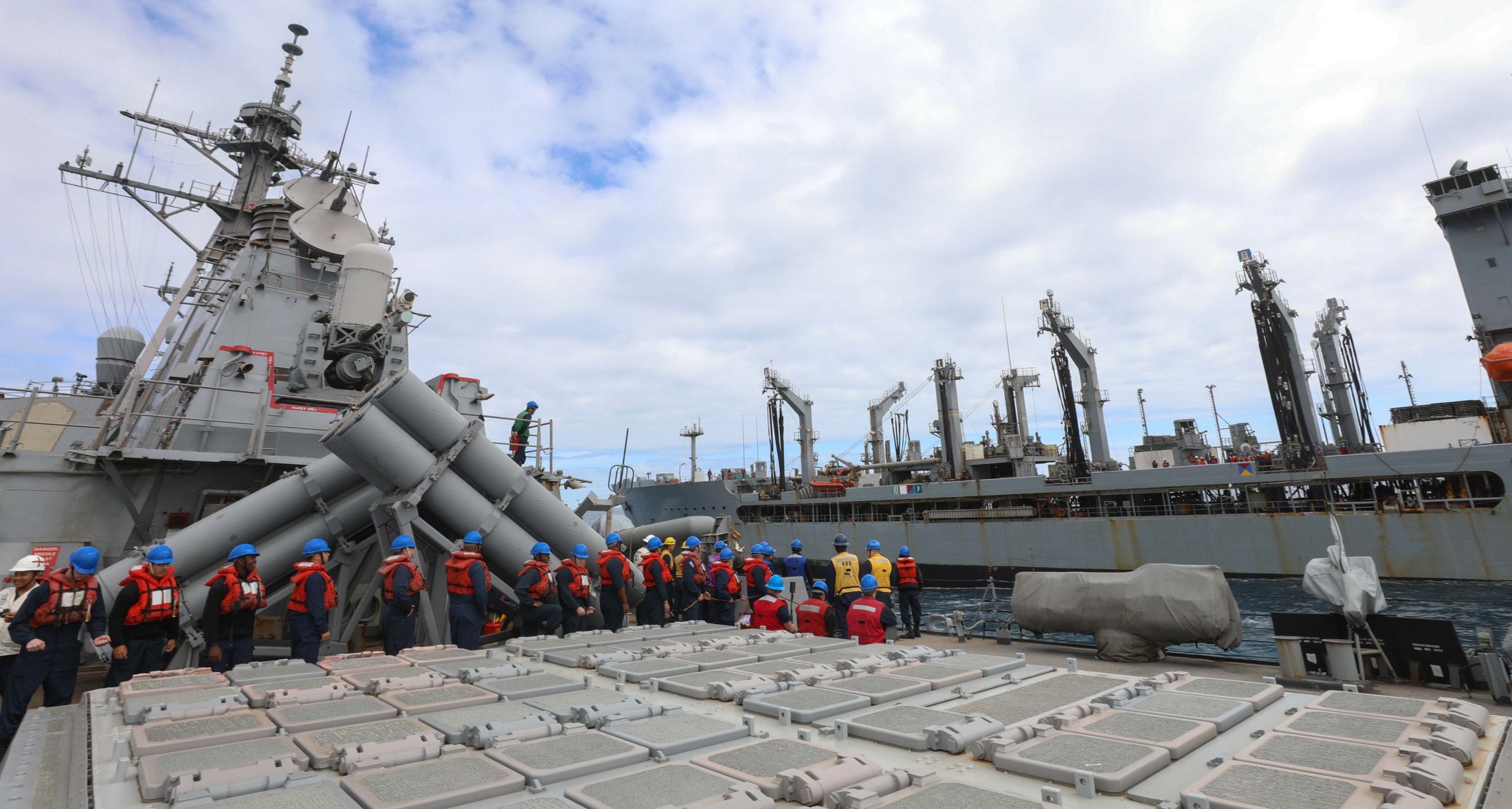 ddg-61 uss ramage guided missile destroyer arleigh burke class mk.41 vertical launching system vls 111