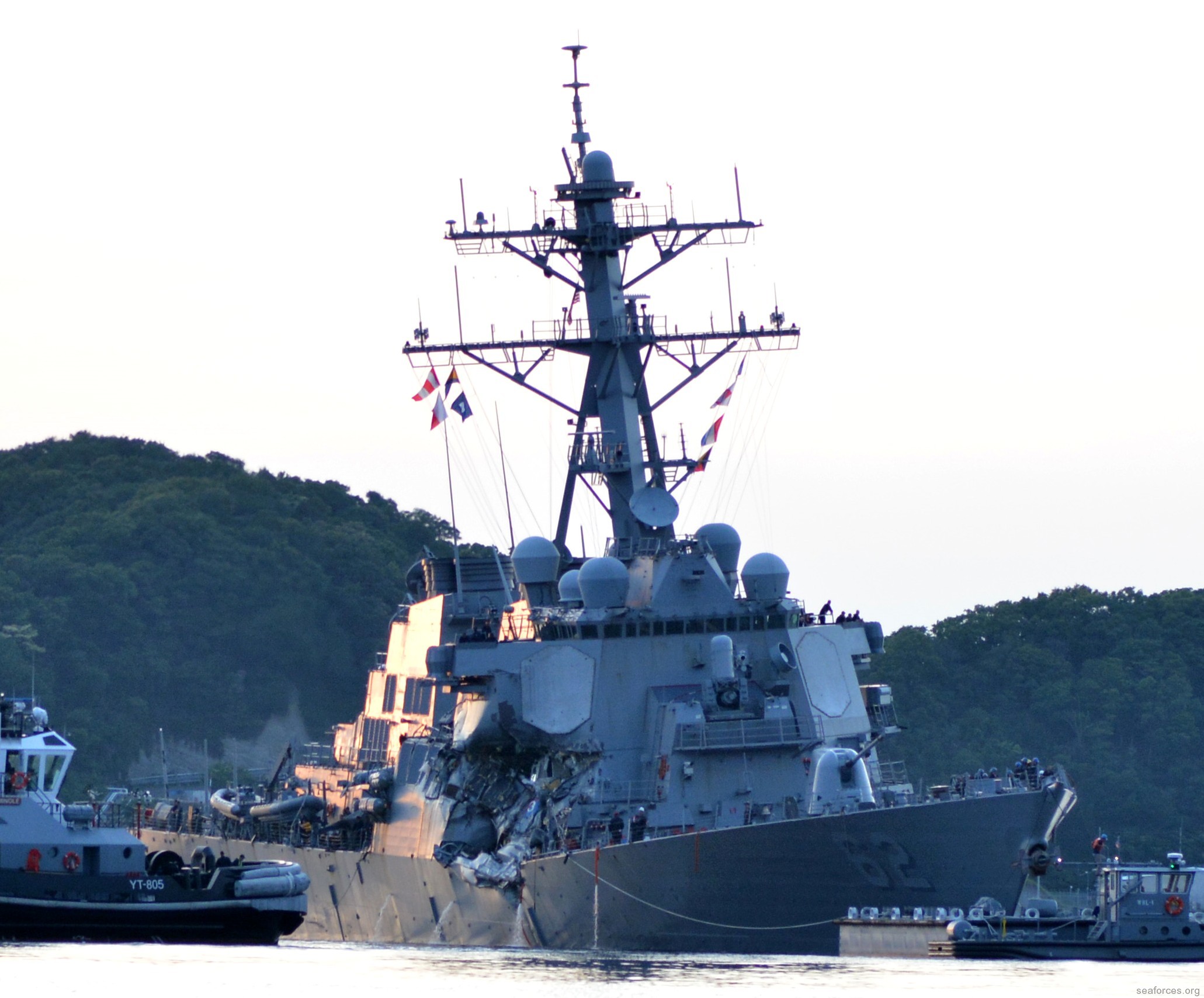 ddg-62 uss fitzgerald guided missile destroyer 2017 02 collision merchant vessel yokosuka japan 04