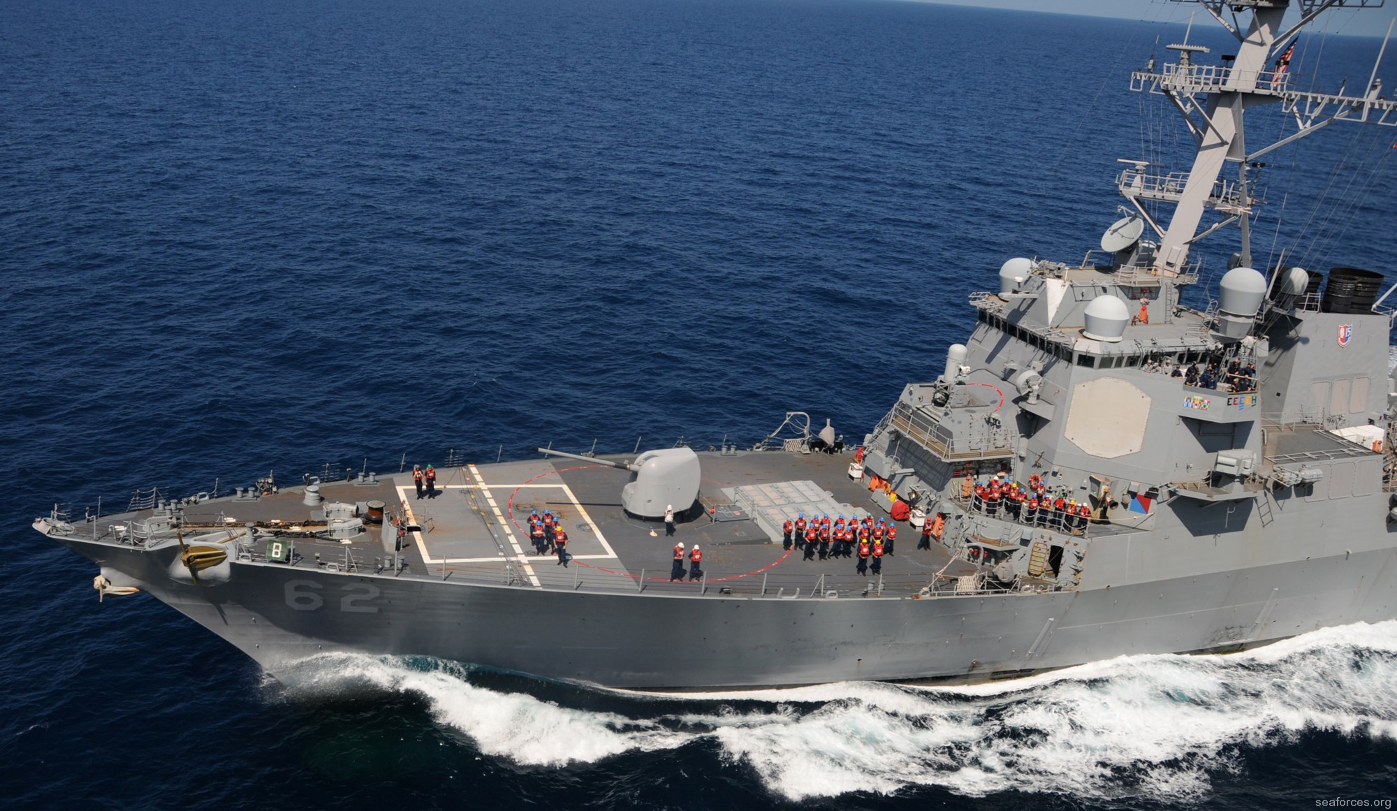 ddg-62 uss fitzgerald guided missile destroyer 2013 42 replenishment at sea ras