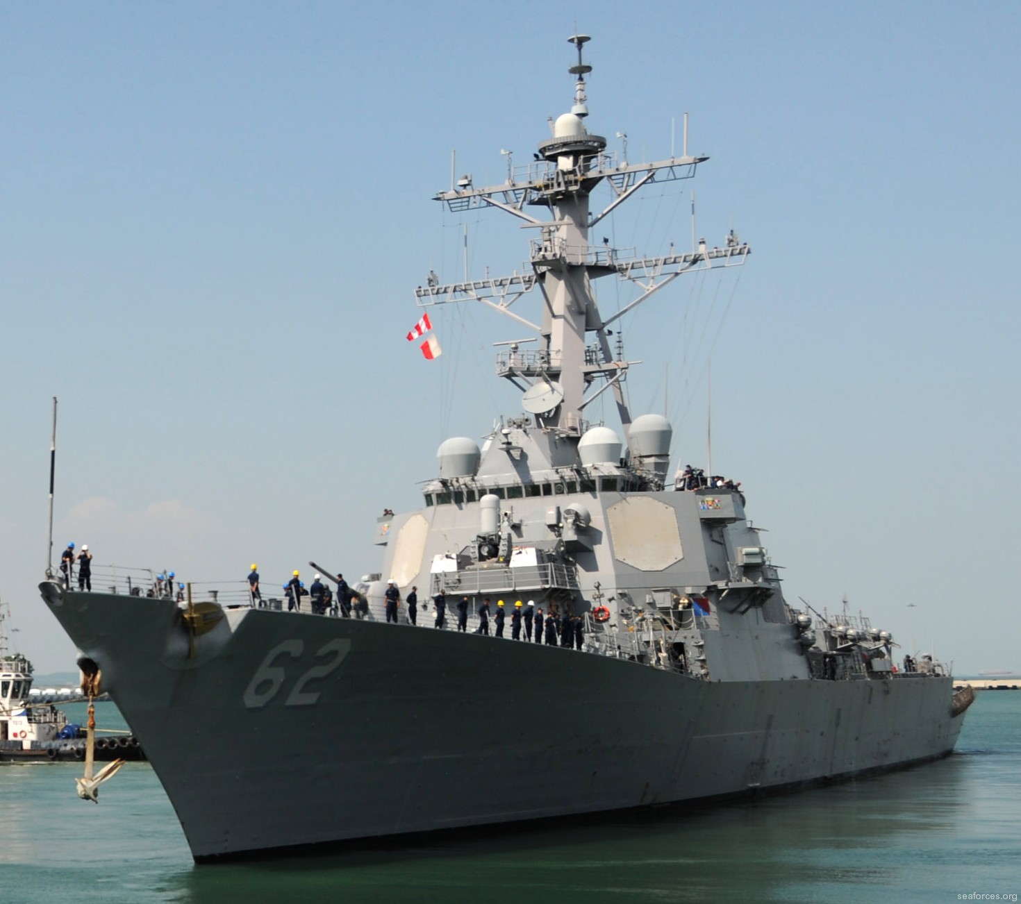 ddg-62 uss fitzgerald guided missile destroyer 2013 43 changi singapore
