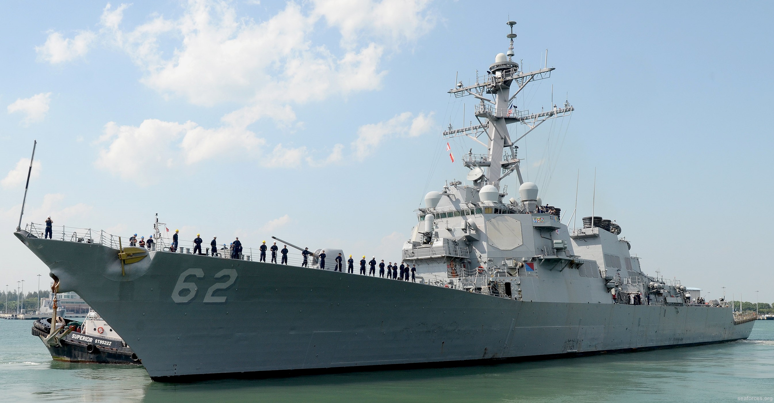 ddg-62 uss fitzgerald guided missile destroyer 2013 44 changi naval base singapore