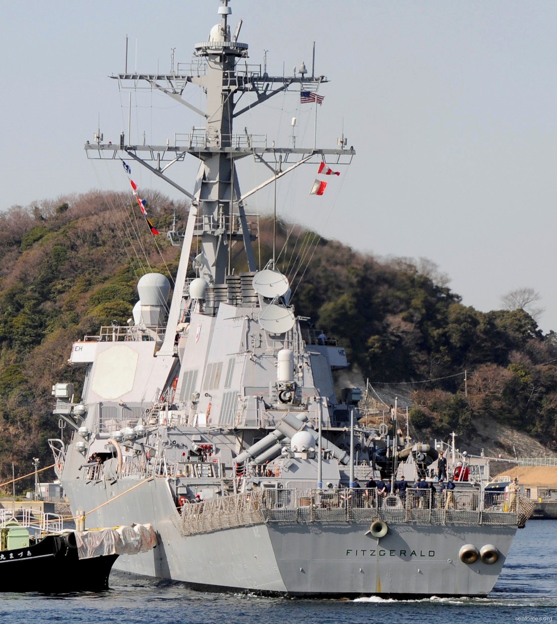 ddg-62 uss fitzgerald guided missile destroyer 2009 77 yokosuka japan forward deployed