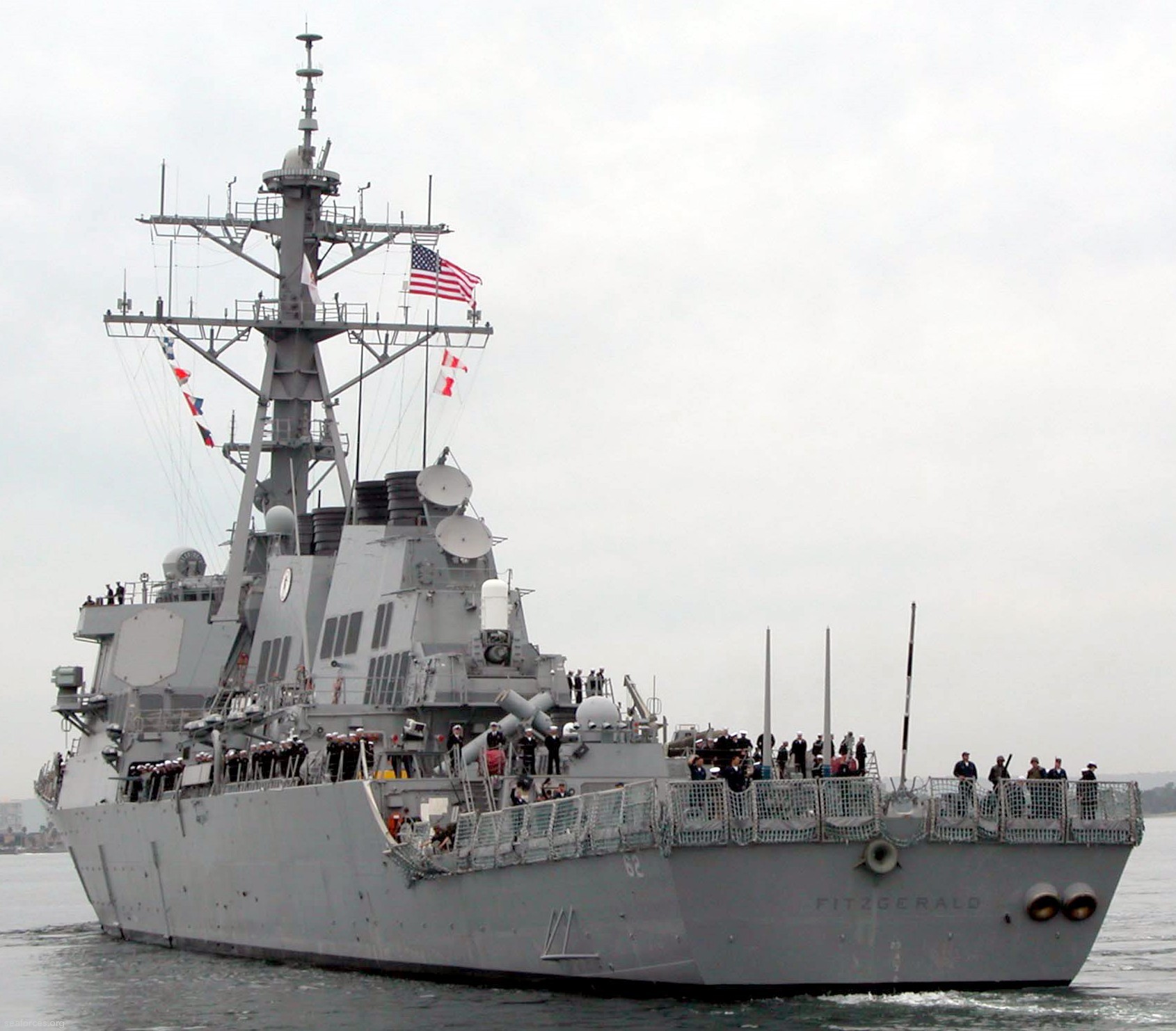 ddg-62 uss fitzgerald guided missile destroyer 2003 99 naval station san diego california
