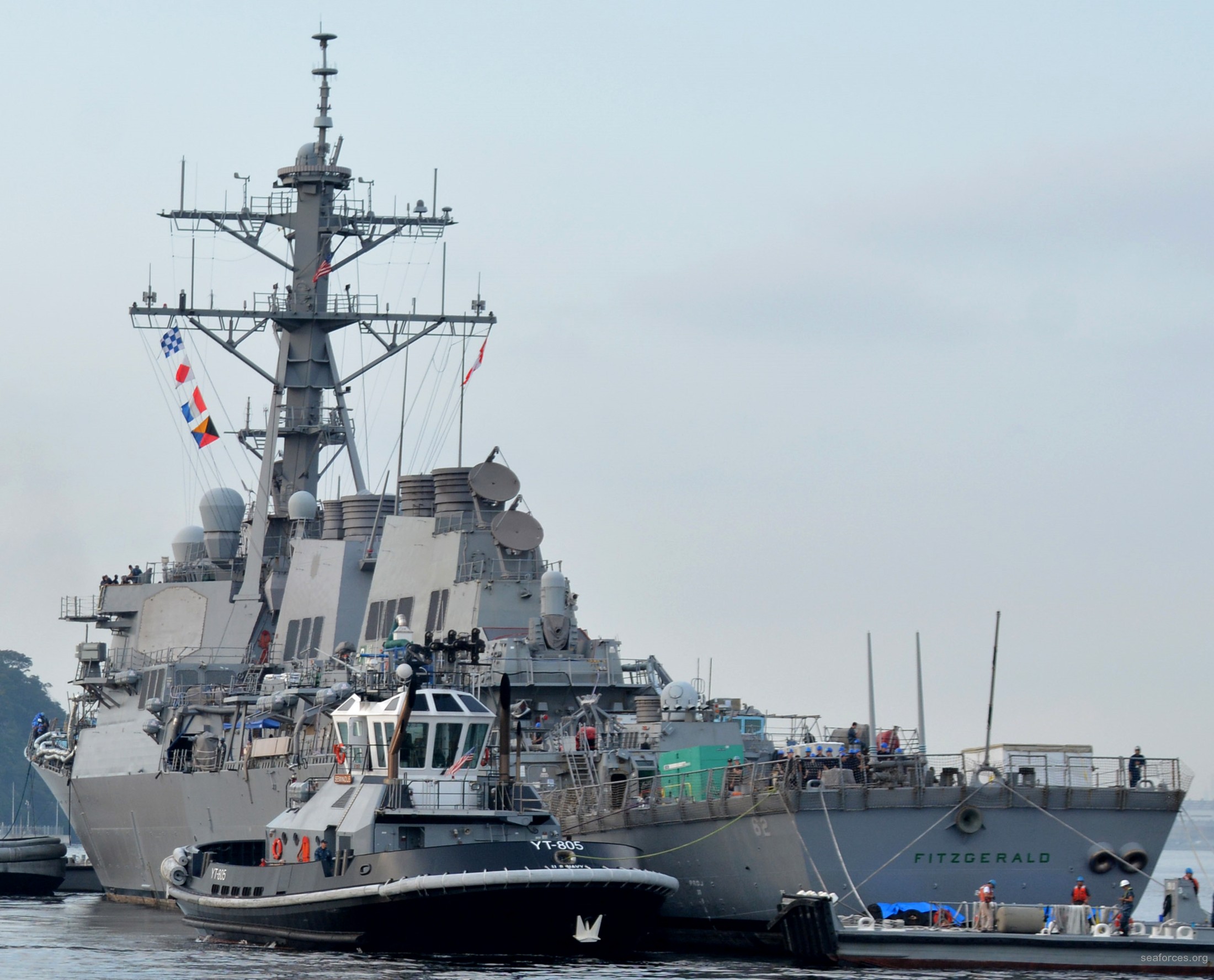 ddg-62 uss fitzgerald guided missile destroyer us navy 142 arleigh burke class