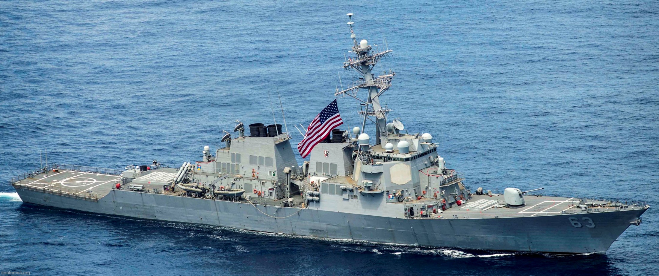 ddg-63 uss stethem guided missile destroyer 32