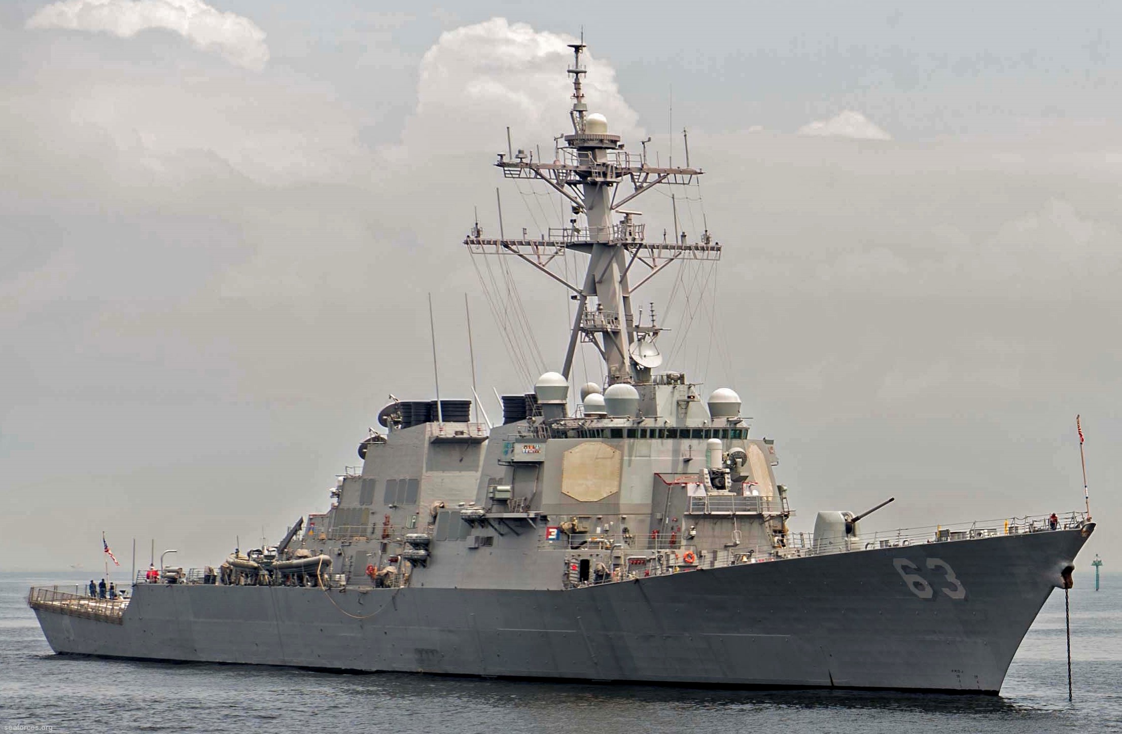 ddg-63 uss stethem guided missile destroyer 33 yokosuka japan