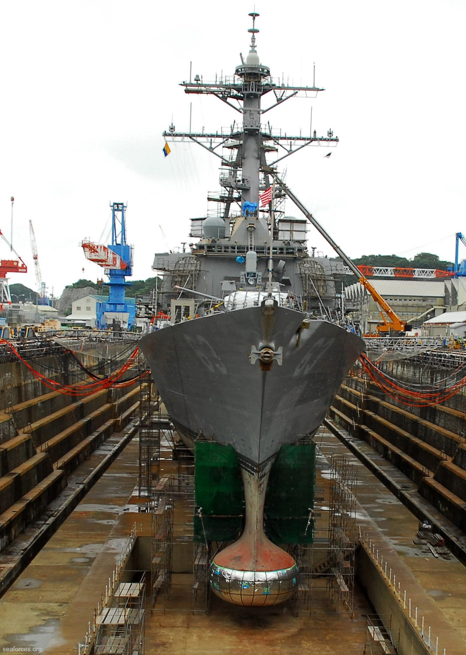 ddg-63 uss stethem guided missile destroyer 38 dry dock fleet activities yokosuka japan