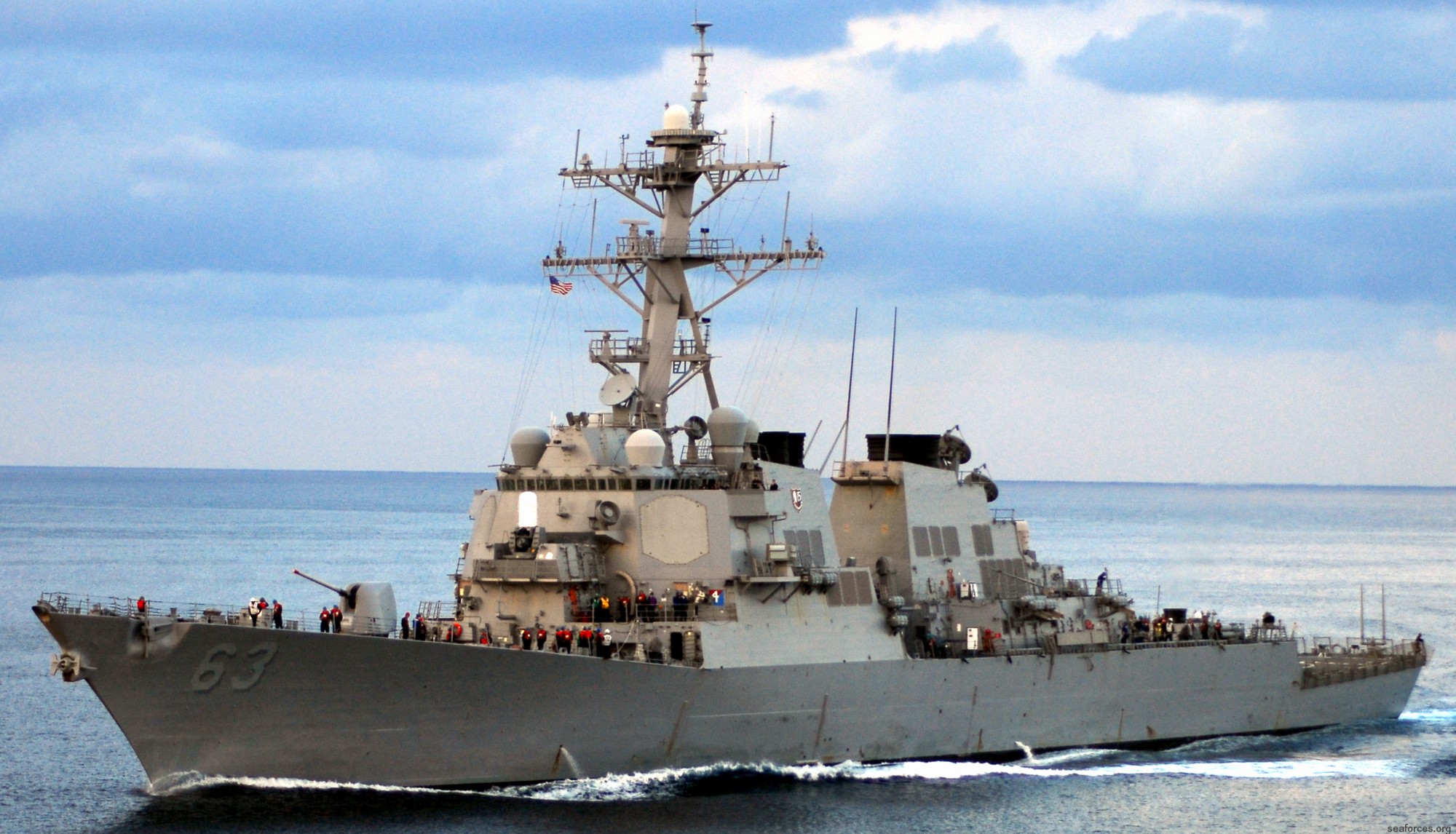 ddg-63 uss stethem guided missile destroyer 41