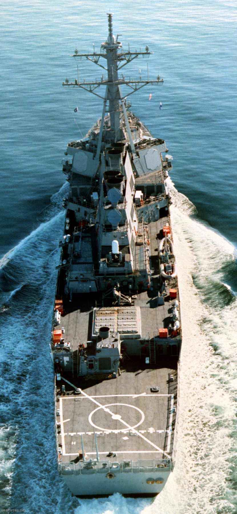 ddg-64 uss carney destroyer arleigh burke class navy 76