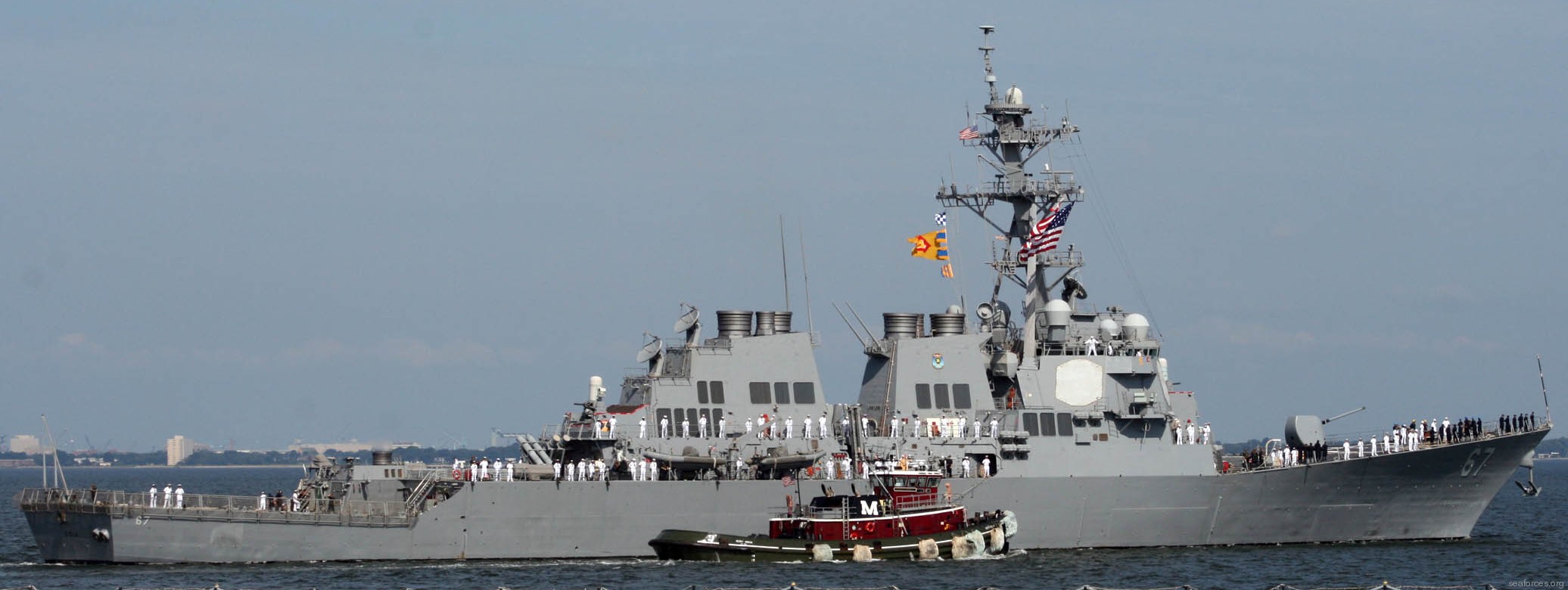 ddg-67 uss cole guided missile destroyer arleigh burke class navy aegis 18 naval station norfolk