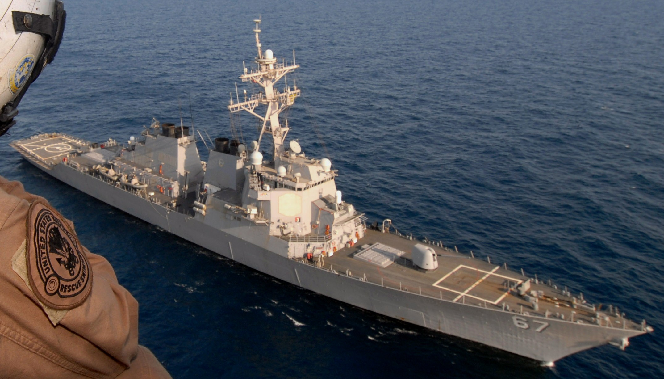 ddg-67 uss cole guided missile destroyer arleigh burke class navy aegis 32