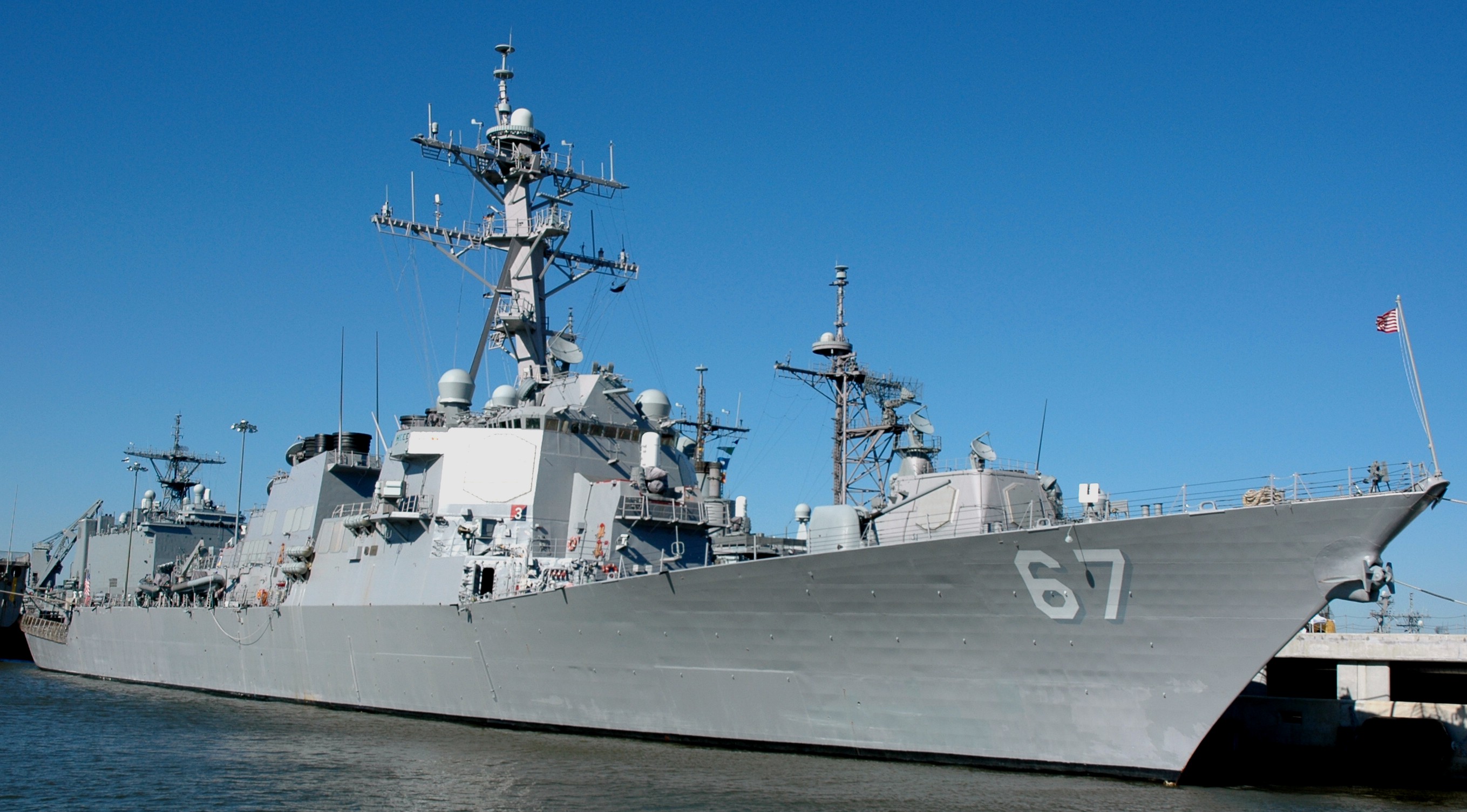 ddg-67 uss cole guided missile destroyer arleigh burke class navy aegis 36