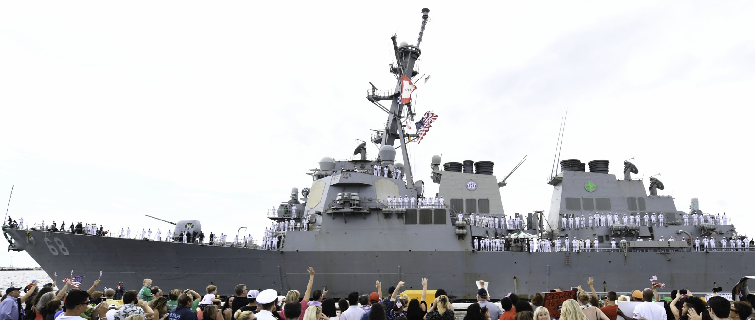 ddg-68 uss the sullivans guided missile destroyer arleigh burke class aegis 25