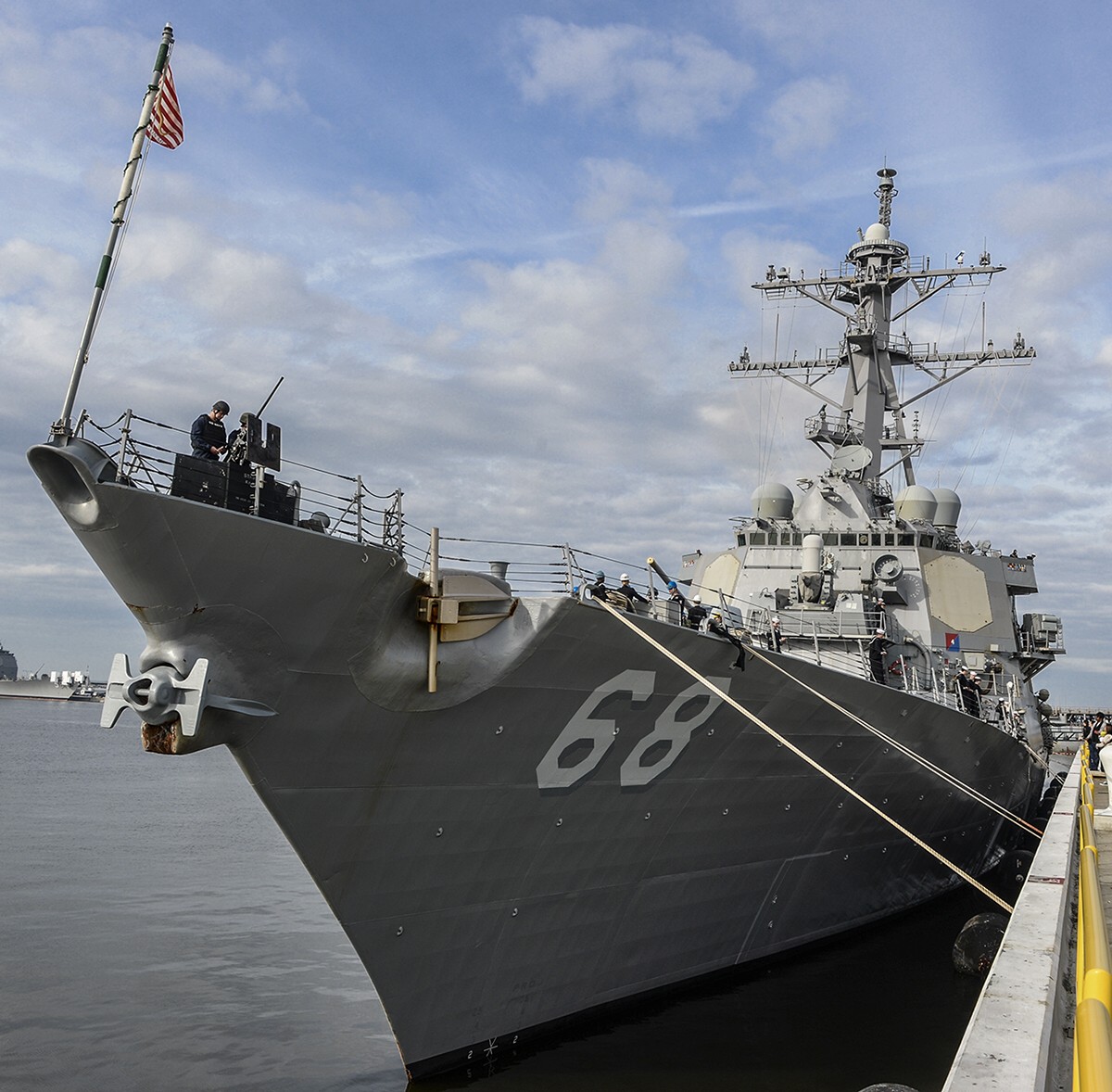ddg-68 uss the sullivans guided missile destroyer arleigh burke class aegis 28