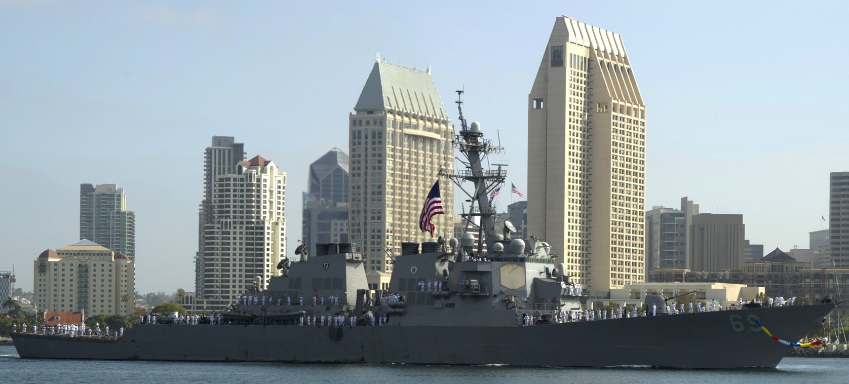 ddg-69 uss milius guided missile destroyer us navy returning san diego 2015 47