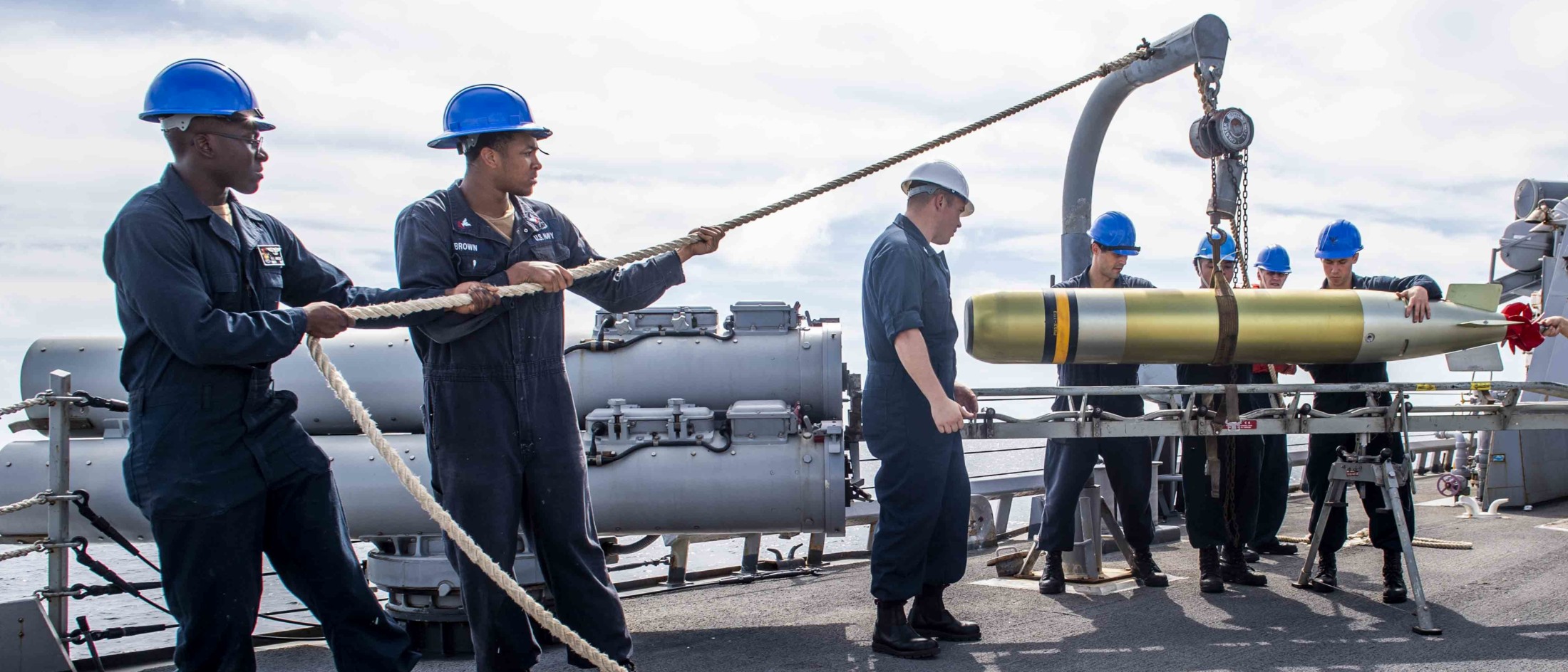 ddg-69 uss milius guided missile destroyer mk.32 svtt torpedo tubes mk.46 53