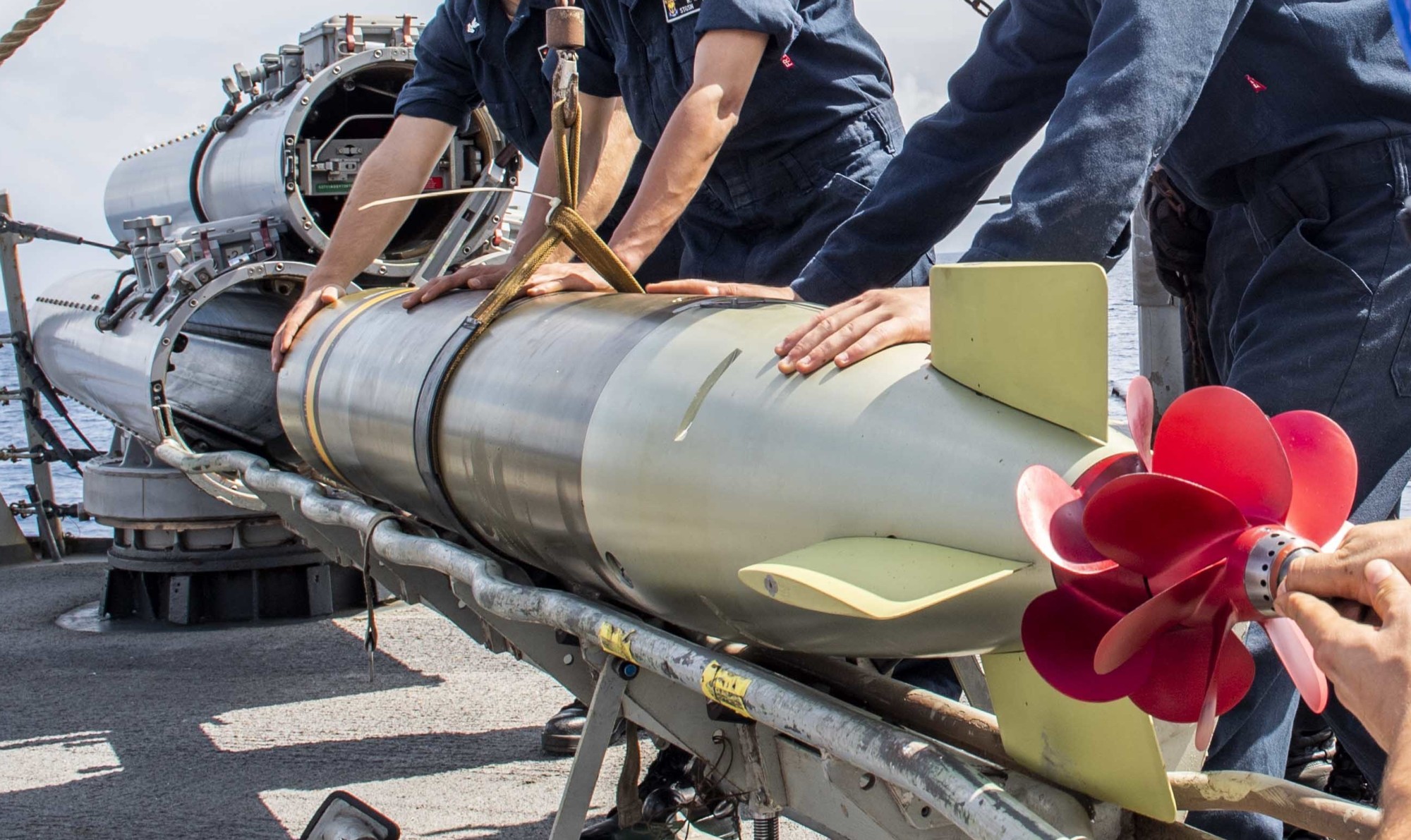 ddg-69 uss milius guided missile destroyer us navy mk.32 torpedo tubes svtt 54