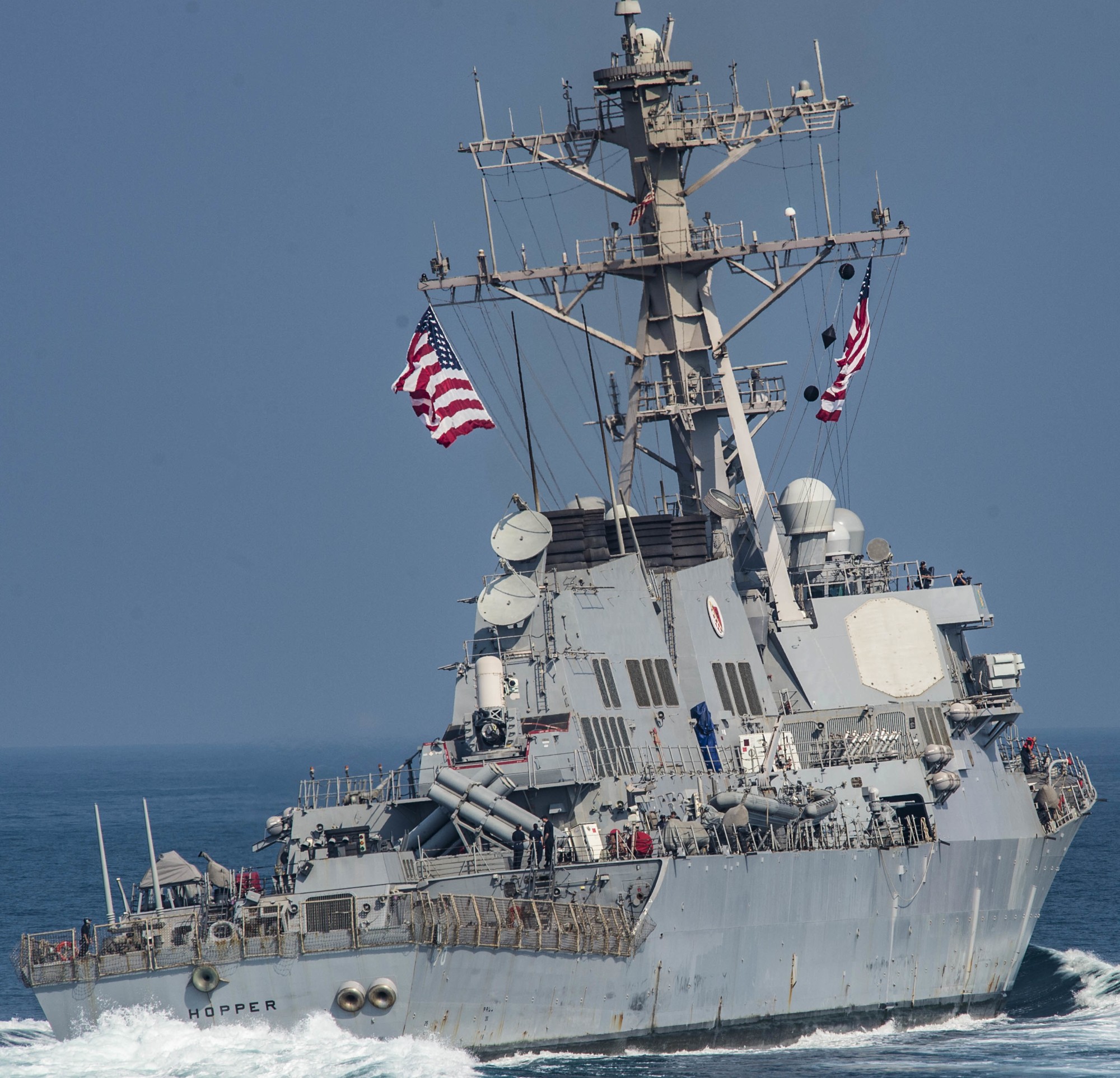 ddg-70 uss hopper guided missile destroyer aegis us navy arabian gulf 91