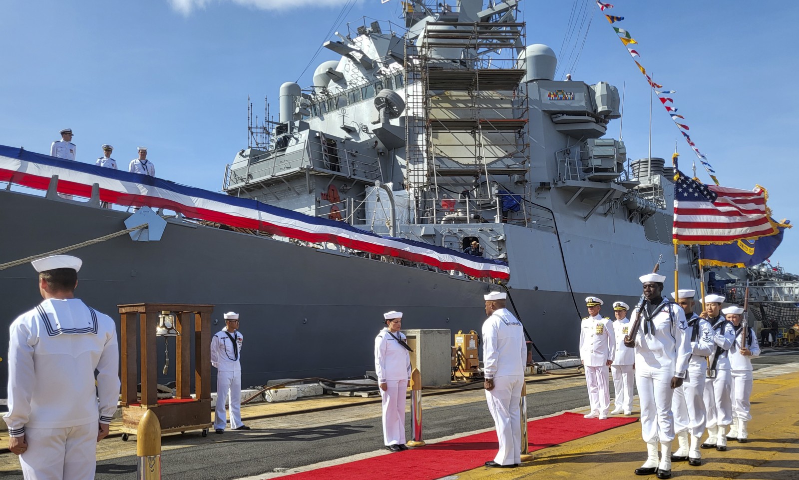 ddg-70 uss hopper guided missile destroyer change command pearl harbor hickam hawaii 2022 98