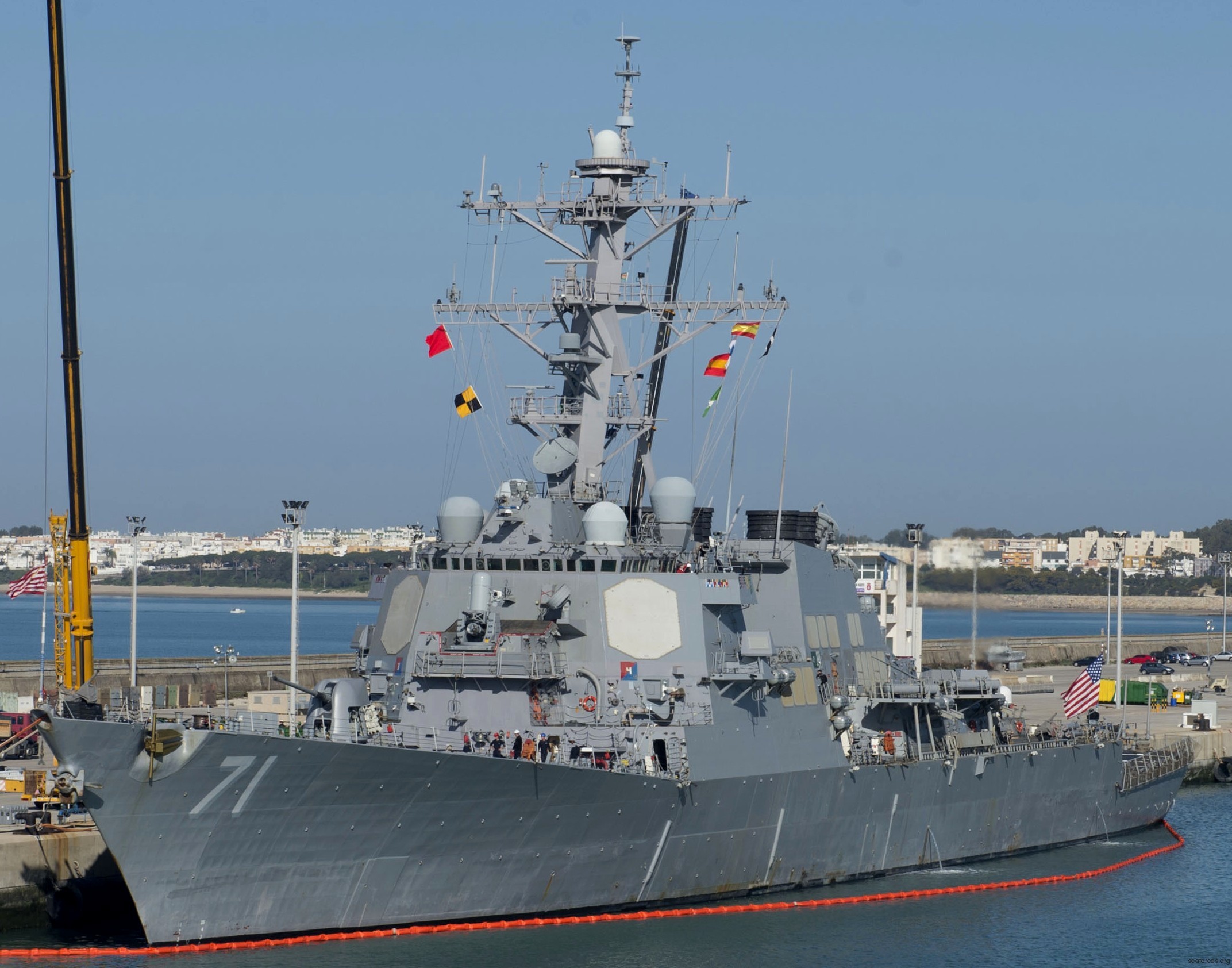 ddg-71 uss ross guided missile destroyer arleigh burke class aegis bmd 36 naval station rota spain