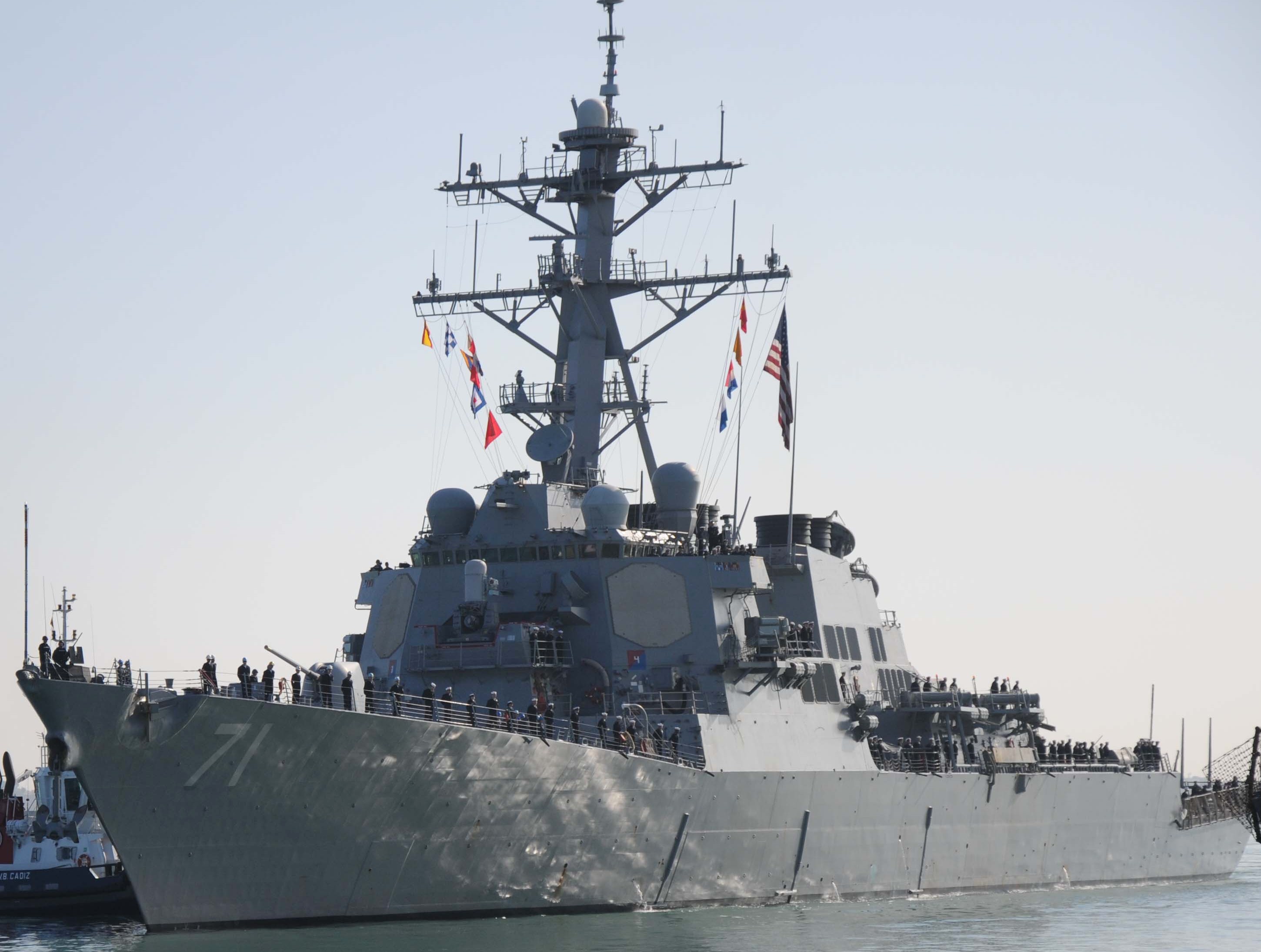 ddg-71 uss ross guided missile destroyer arleigh burke class aegis bmd 60 naval station rota spain