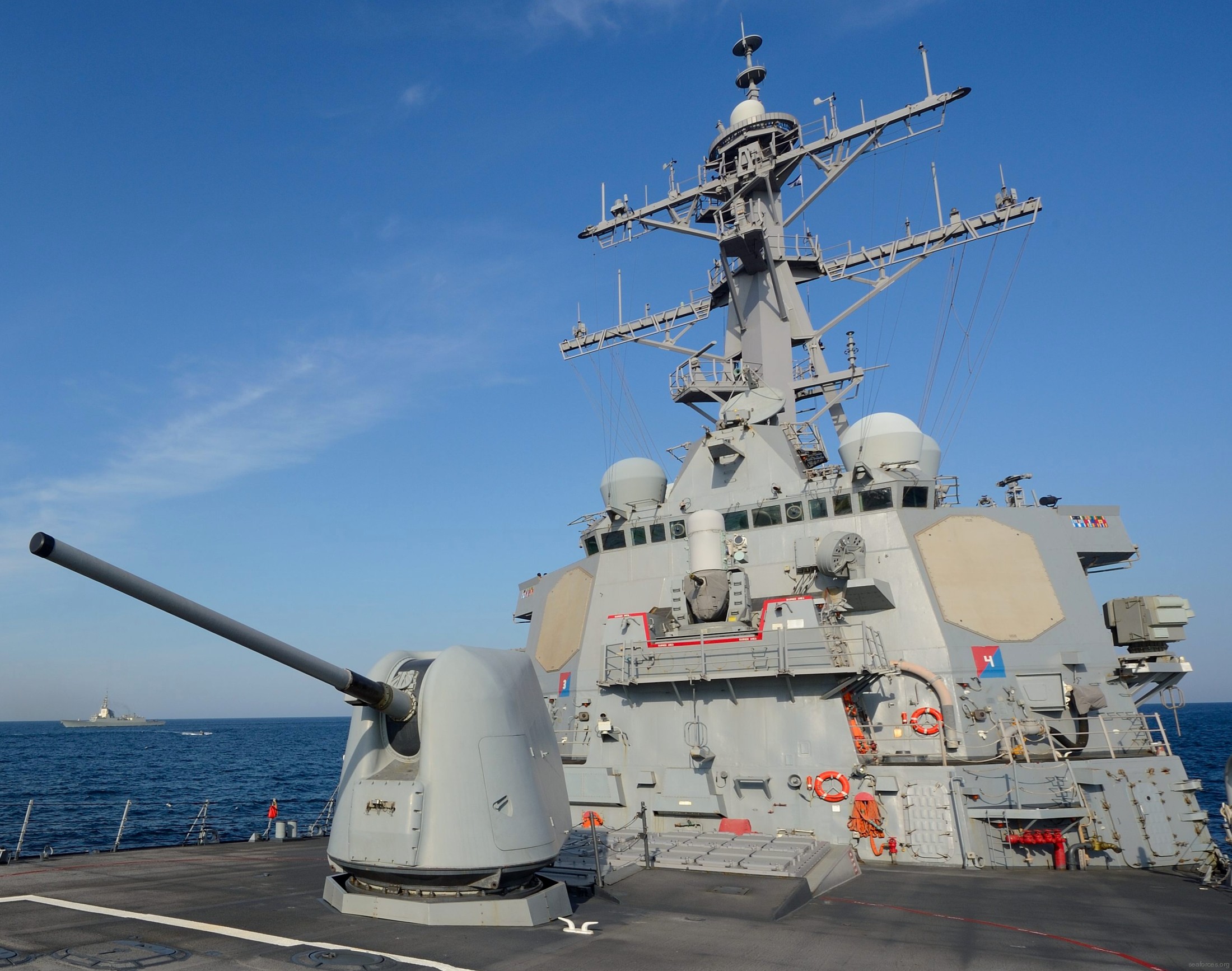 ddg-71 uss ross guided missile destroyer arleigh burke class aegis bmd 64