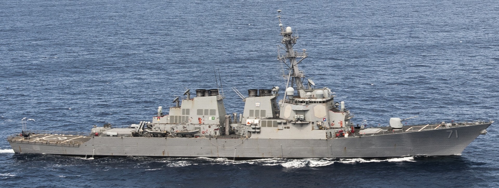 ddg-71 uss ross guided missile destroyer arleigh burke class aegis bmd 72