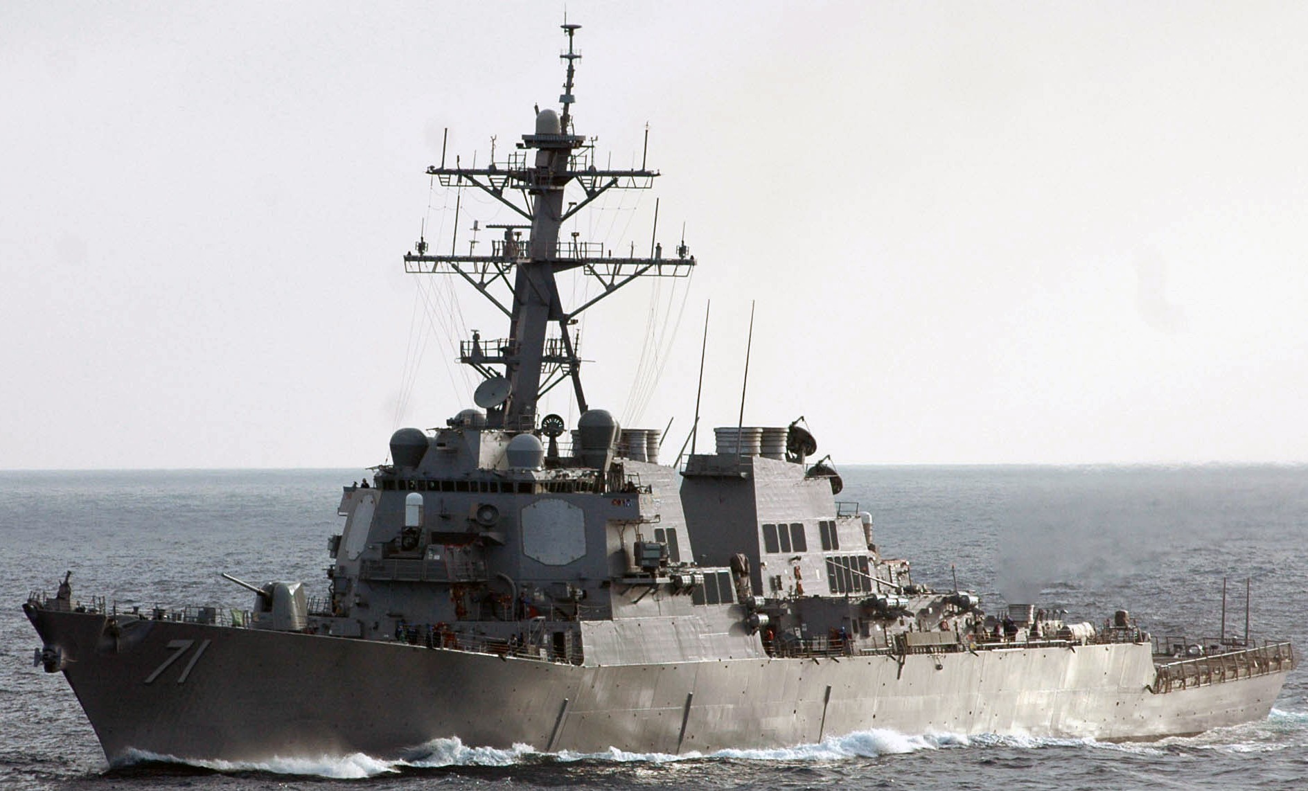 ddg-71 uss ross guided missile destroyer arleigh burke class aegis bmd 85