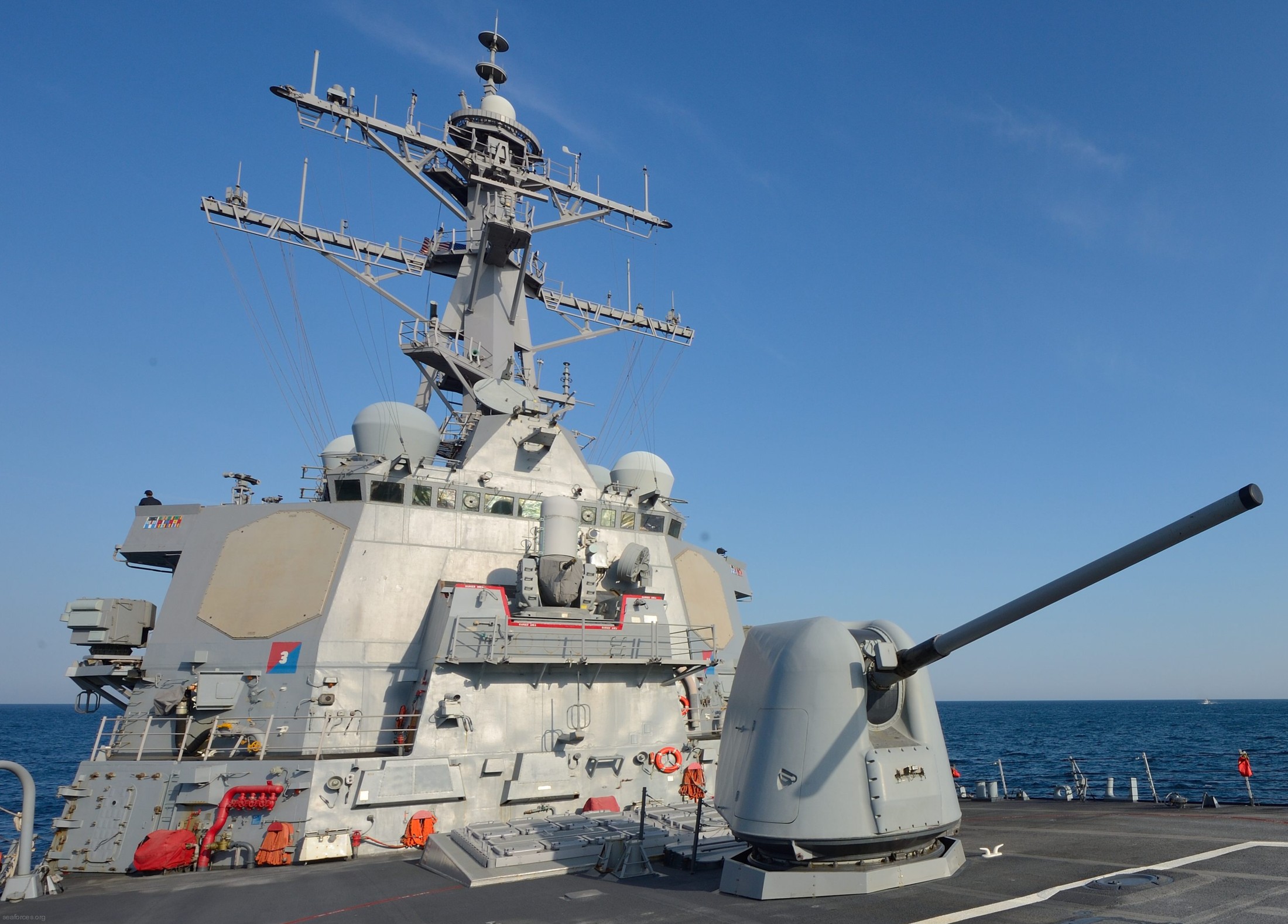 ddg-71 uss ross guided missile destroyer arleigh burke class aegis bmd 105 black sea