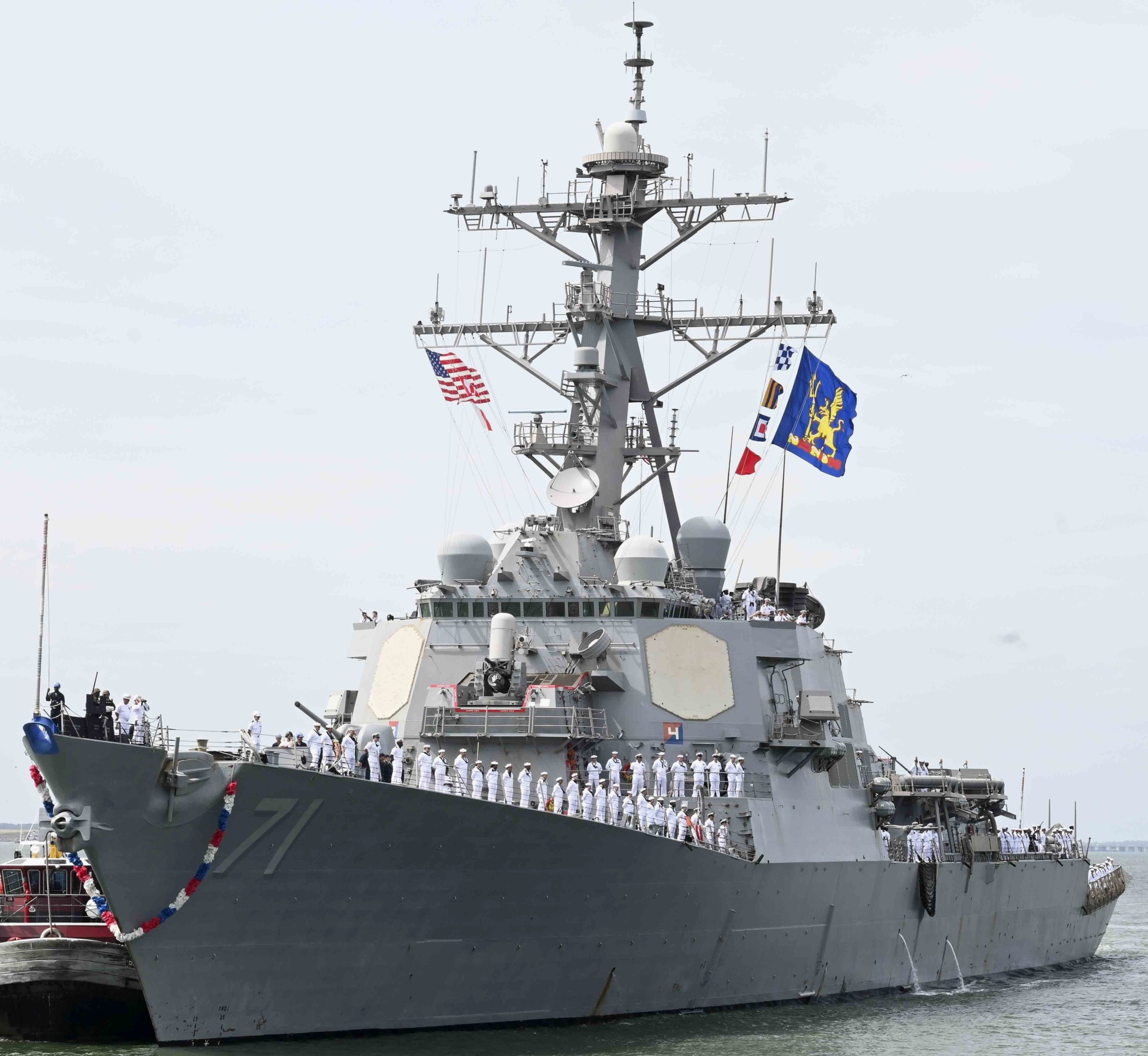 ddg-71 uss ross guided missile destroyer naval station norfolk virginia 2022 158