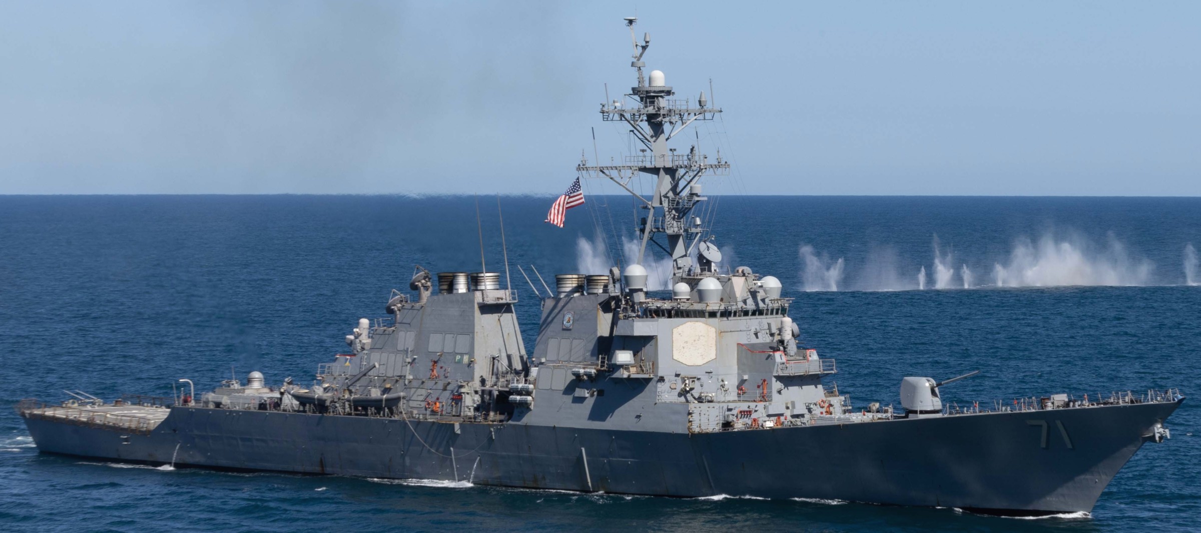uss ross ddg-71 guided missile destroyer arleigh burke class titans of the sea presidential review 2025 162 