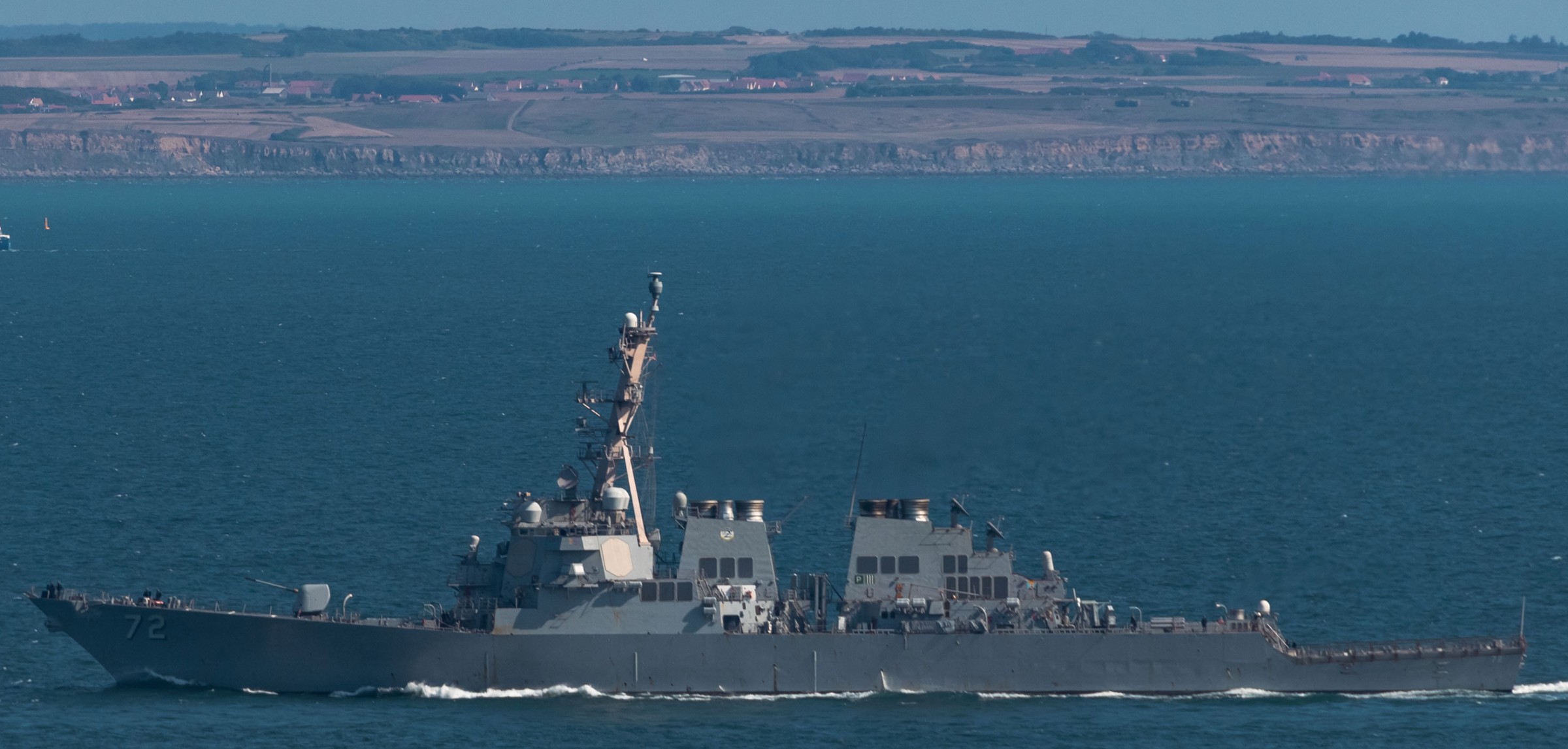 uss mahan ddg-72 guided missile destroyer aegis english channel strait dover 2025