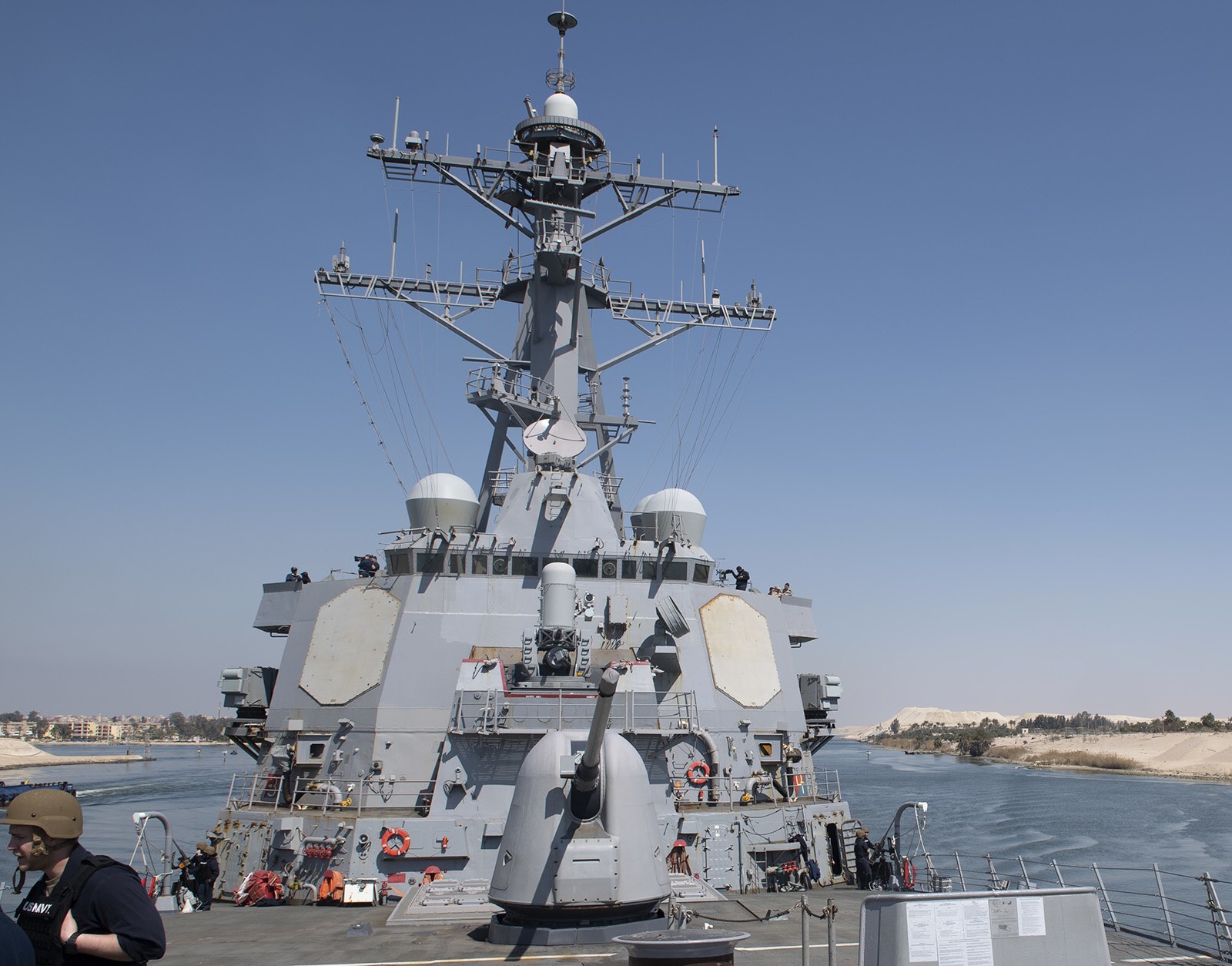 ddg-74 uss mcfaul guided missile destroyer arleigh burke class aegis us navy suez canal 14