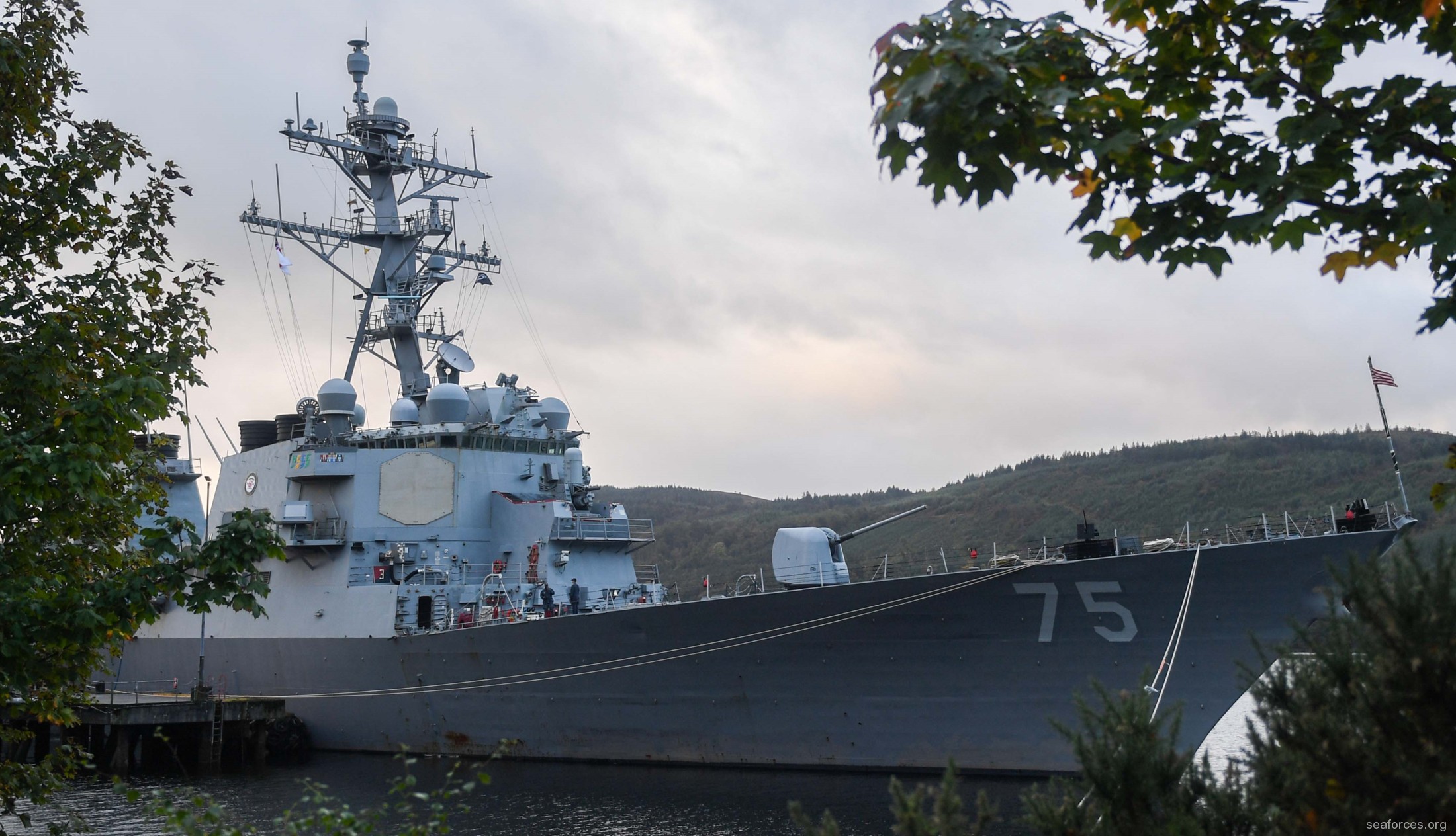 ddg-75 uss donald cook destroyer us navy 30 faslane