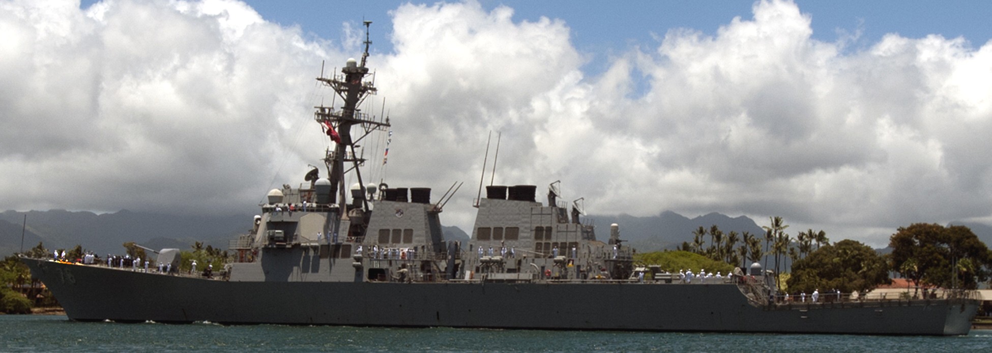 ddg-76 uss higgins guided missile destroyer rimpac 2012 pearl harbor hickam hawaii 39