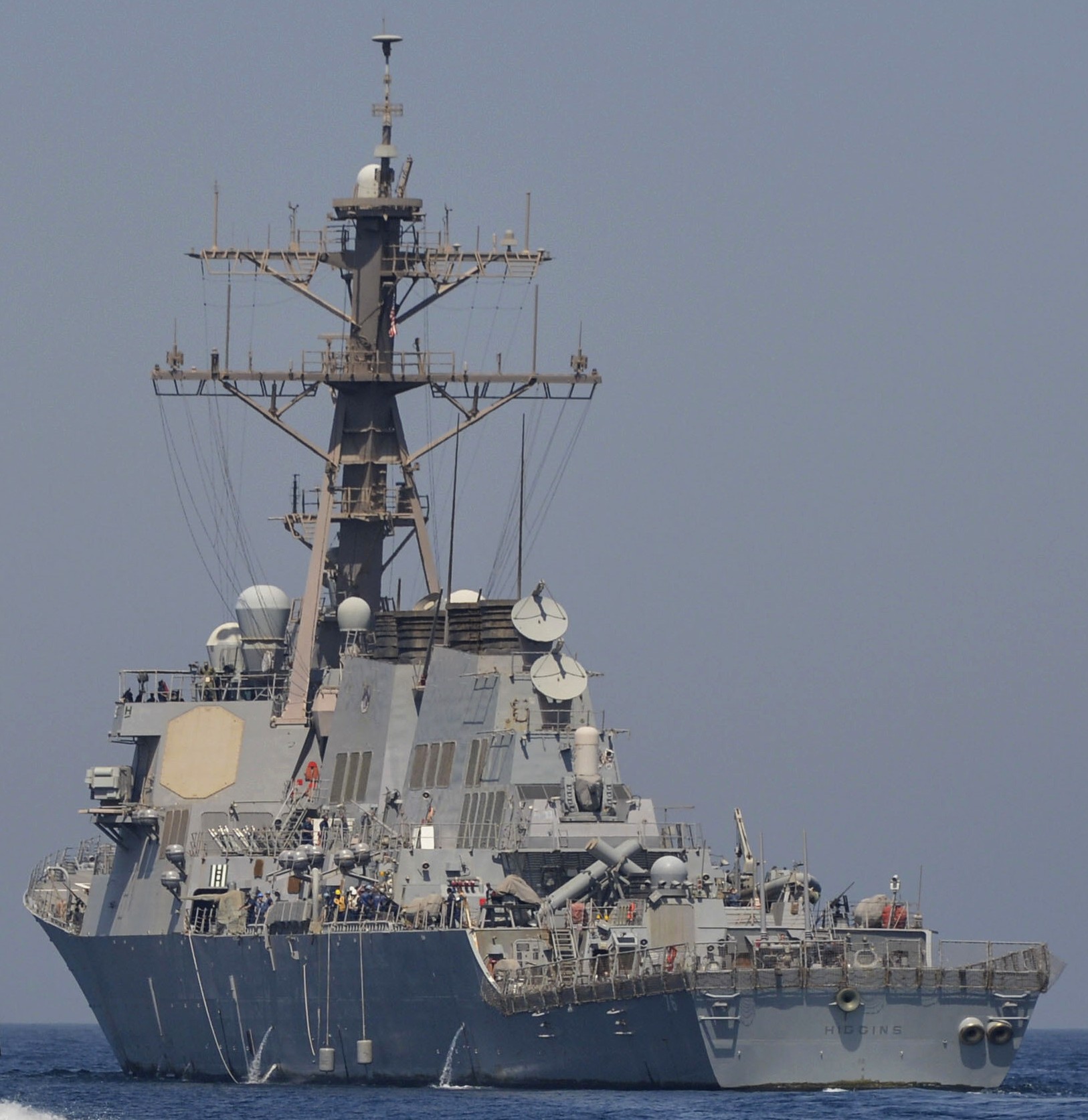 ddg-76 uss higgins guided missile destroyer arleigh burke class aegis 5th fleet aor 2013 41