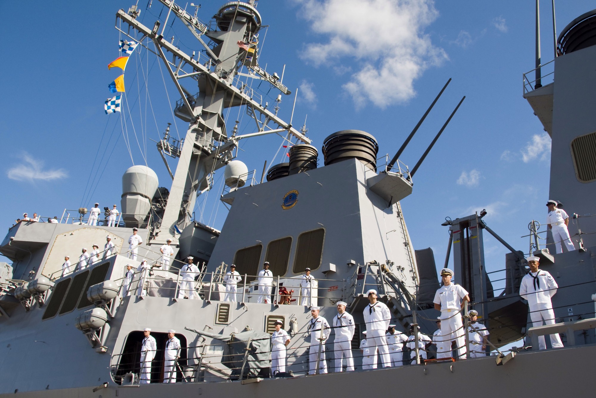 ddg-77 uss o'kane guided missile destroyer arleigh burke class navy aegis 37 naval station pearl harbor hawaii