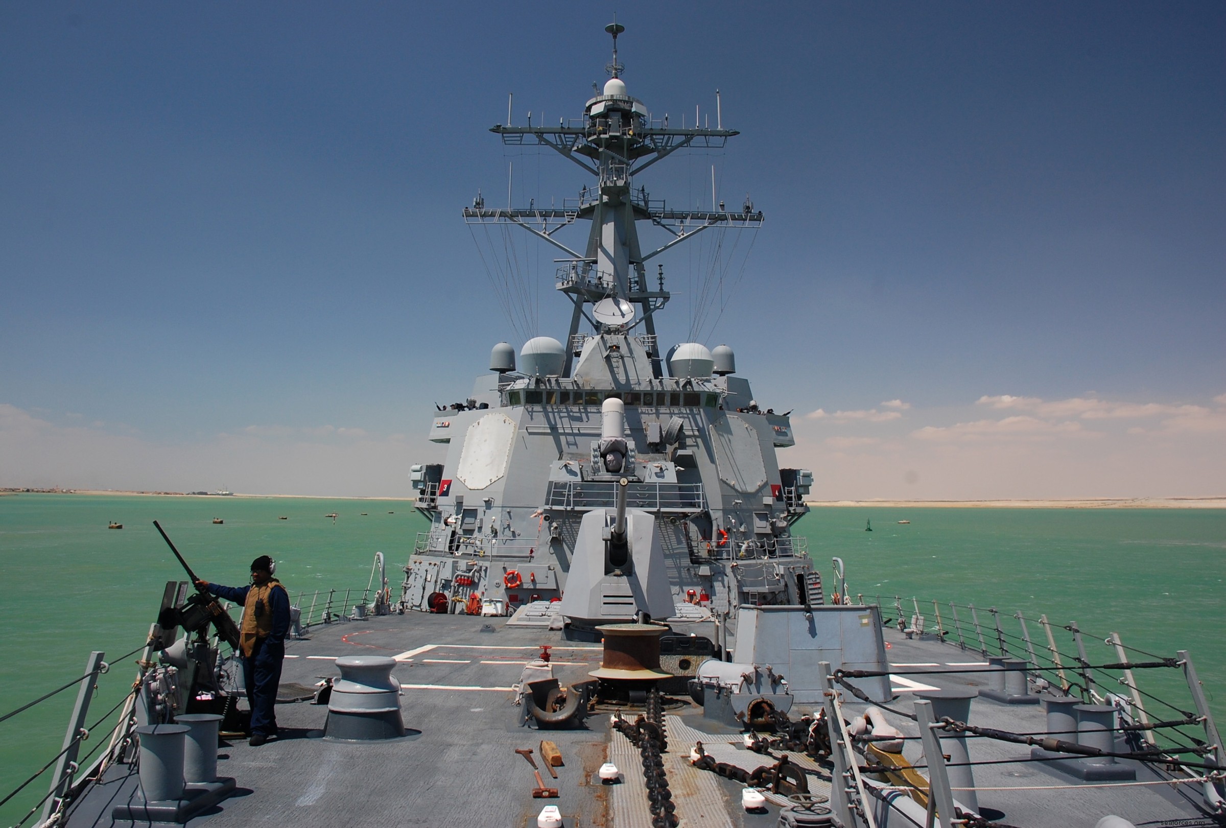 ddg-80 uss roosevelt guided missile destroyer arleigh burke class us navy 25 suez canal