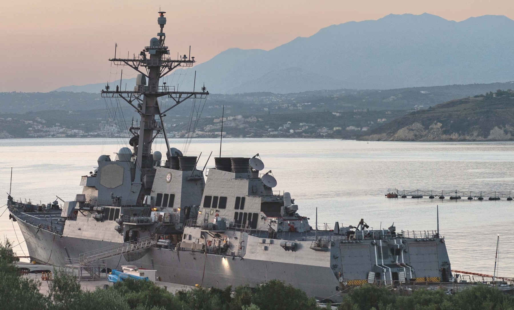 ddg-80 uss roosevelt guided missile destroyer arleigh burke class us navy nsa souda bay crete greece 69