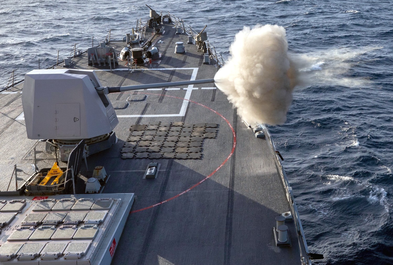 ddg-80 uss roosevelt guided missile destroyer arleigh burke class us navy mk.45 gun fire 84
