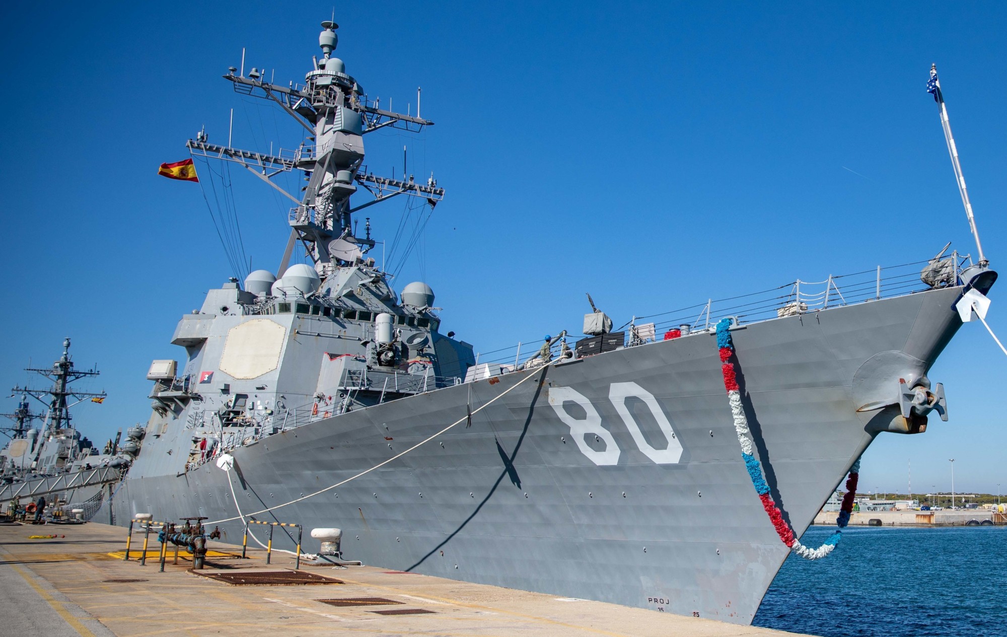 ddg-80 uss roosevelt guided missile destroyer arleigh burke class us navy naval station rota spain 90