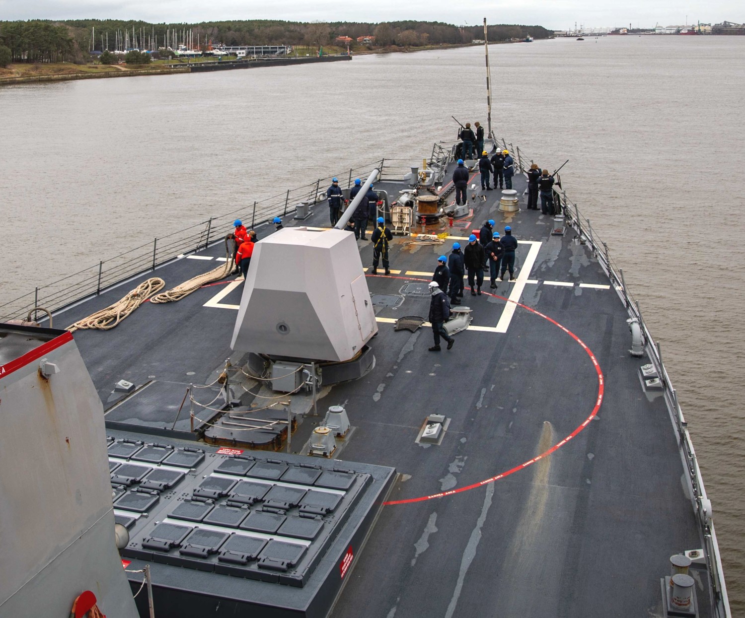 ddg-80 uss roosevelt guided missile destroyer arleigh burke class us navy klaipeda lithuania 91