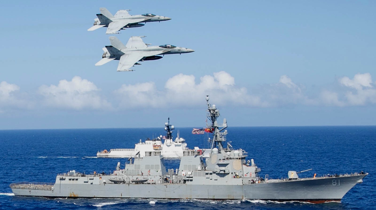 uss winston s. churchill ddg-81 guided missile destroyer comptuex gerald r. ford carrier strike group 92