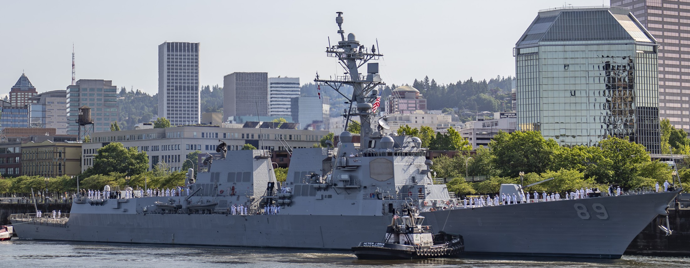 ddg-89 uss mustin guided missile destroyer portland fleet week oregon 2025 93
