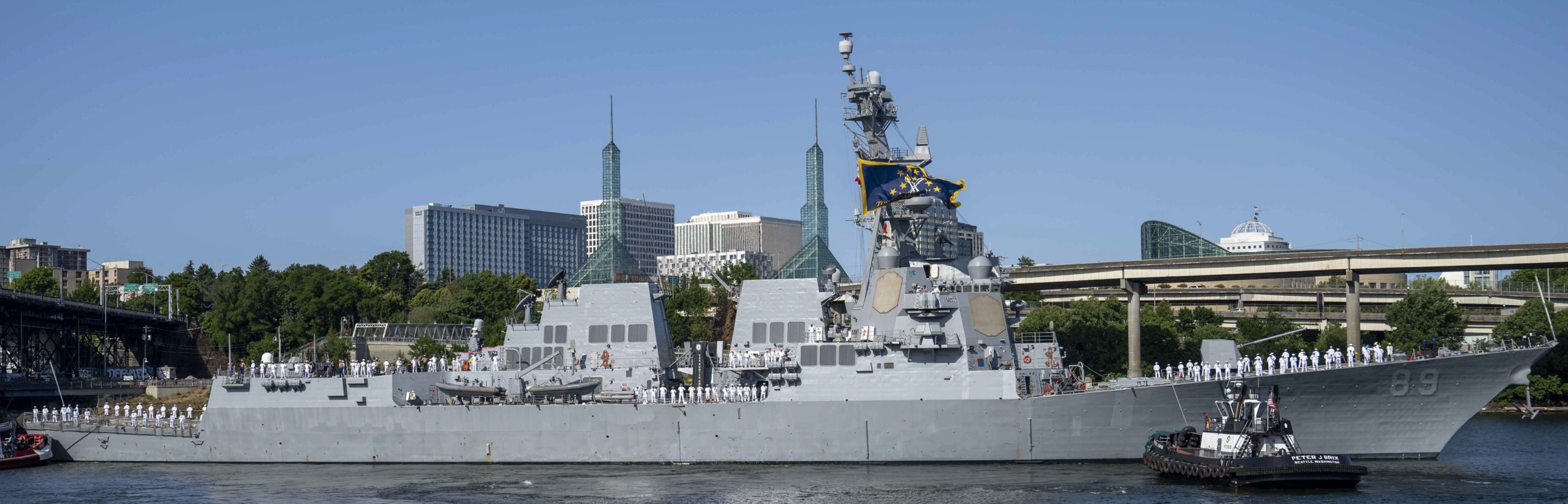 ddg-89 uss mustin guided missile destroyer portland fleet week rose festival 2025 94