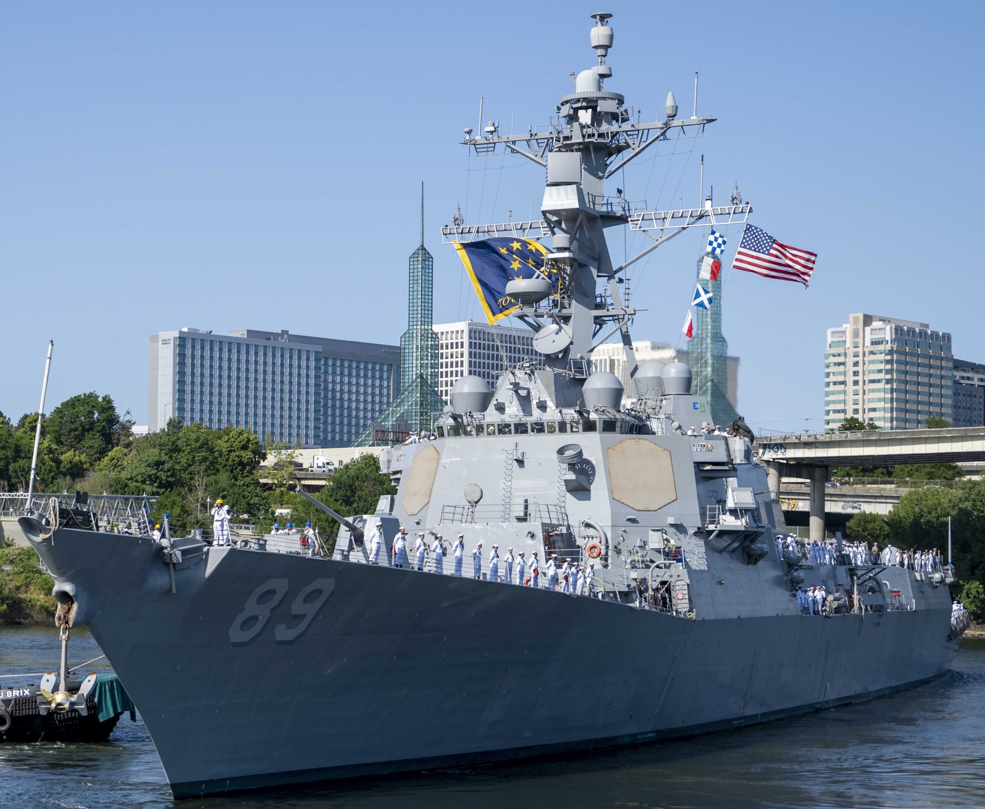 ddg-89 uss mustin guided missile destroyer portland fleet week oregon 2025 95